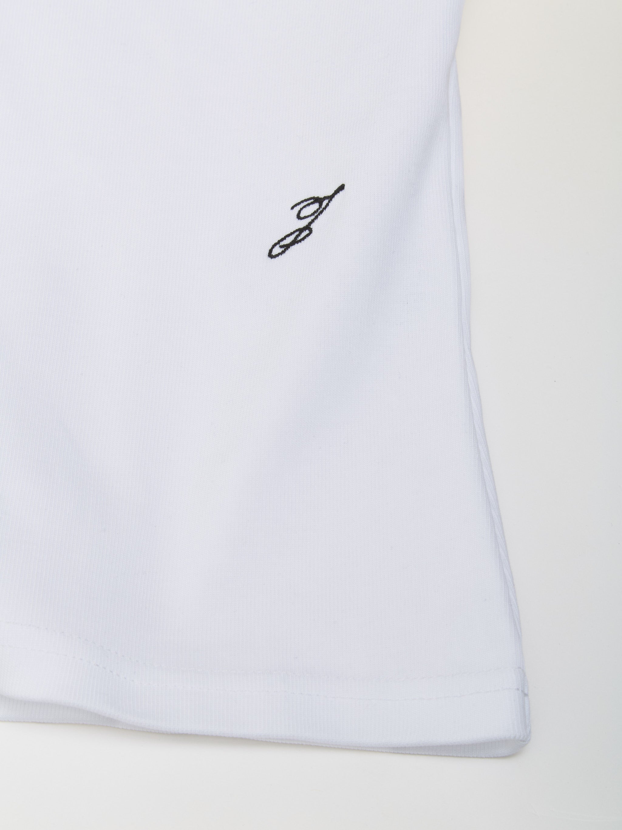 Le T-Shirt Ovalo in White