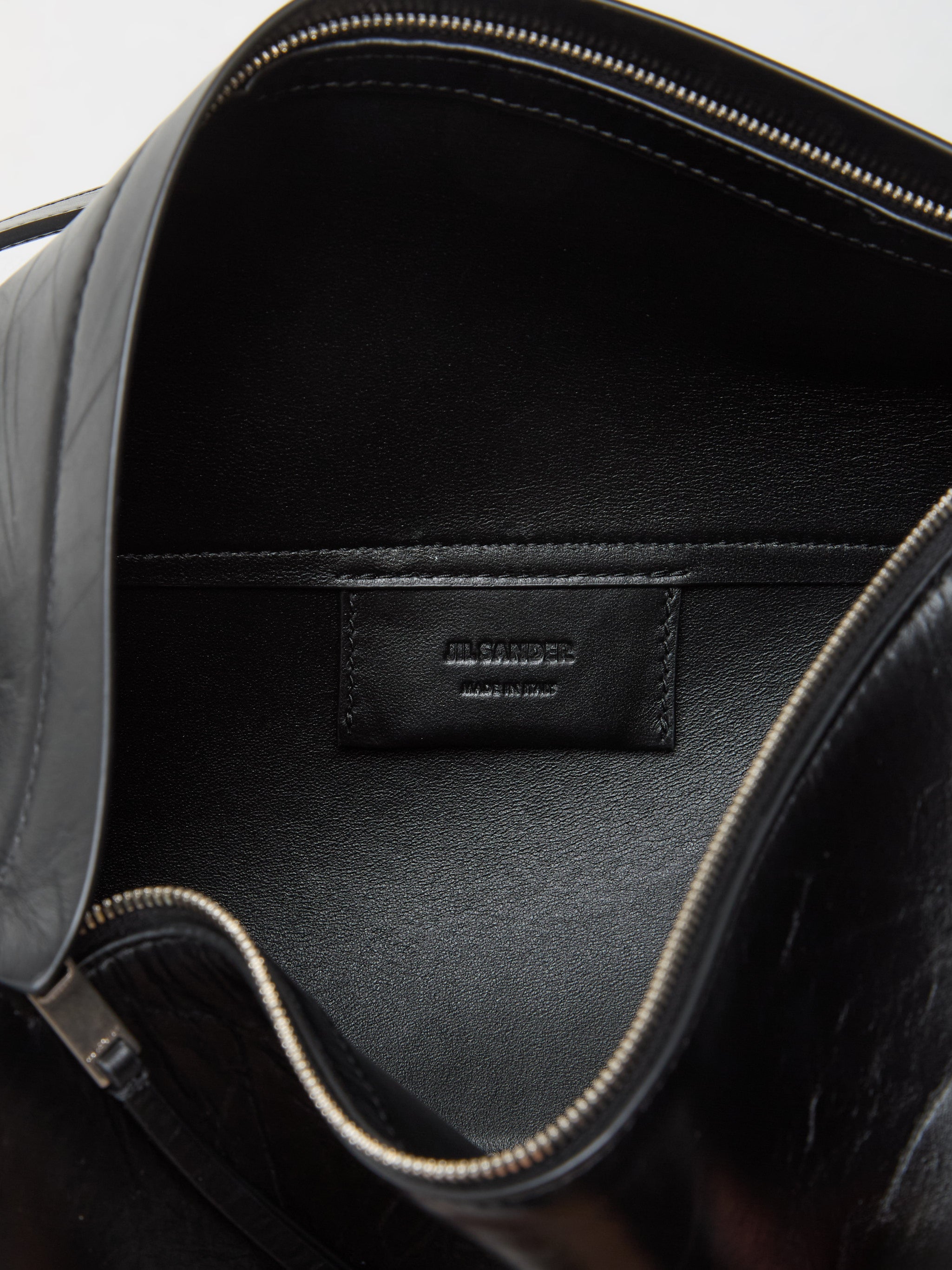 Vertigo Crossbody Medium Bag in Black