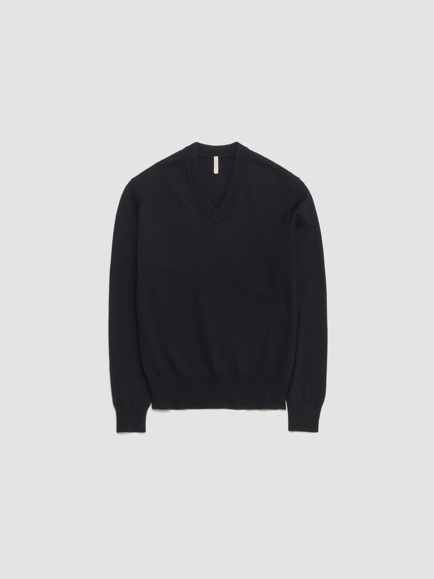 Moon Merino V-Neck in Black