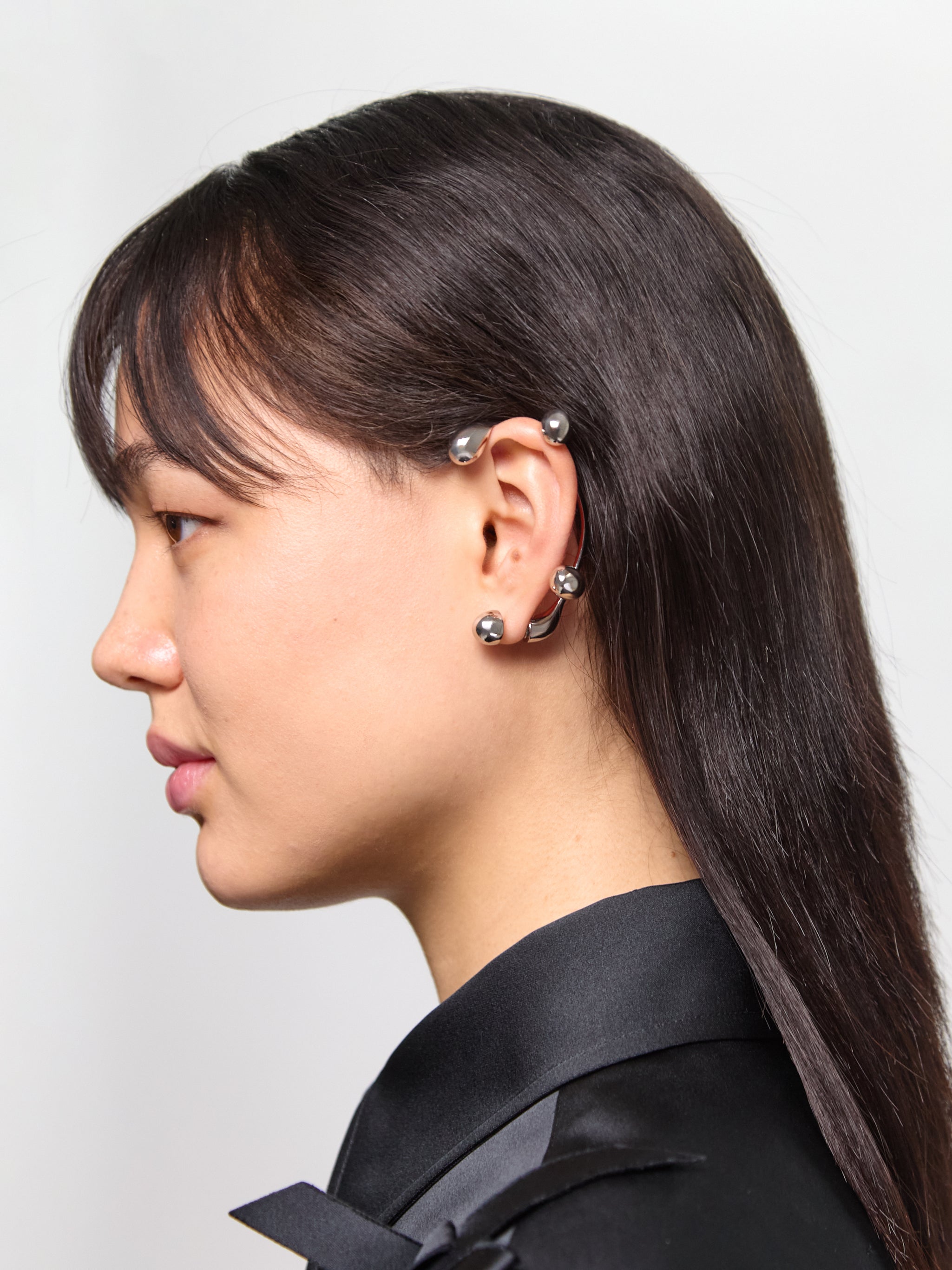 Serti Earrings in Silver