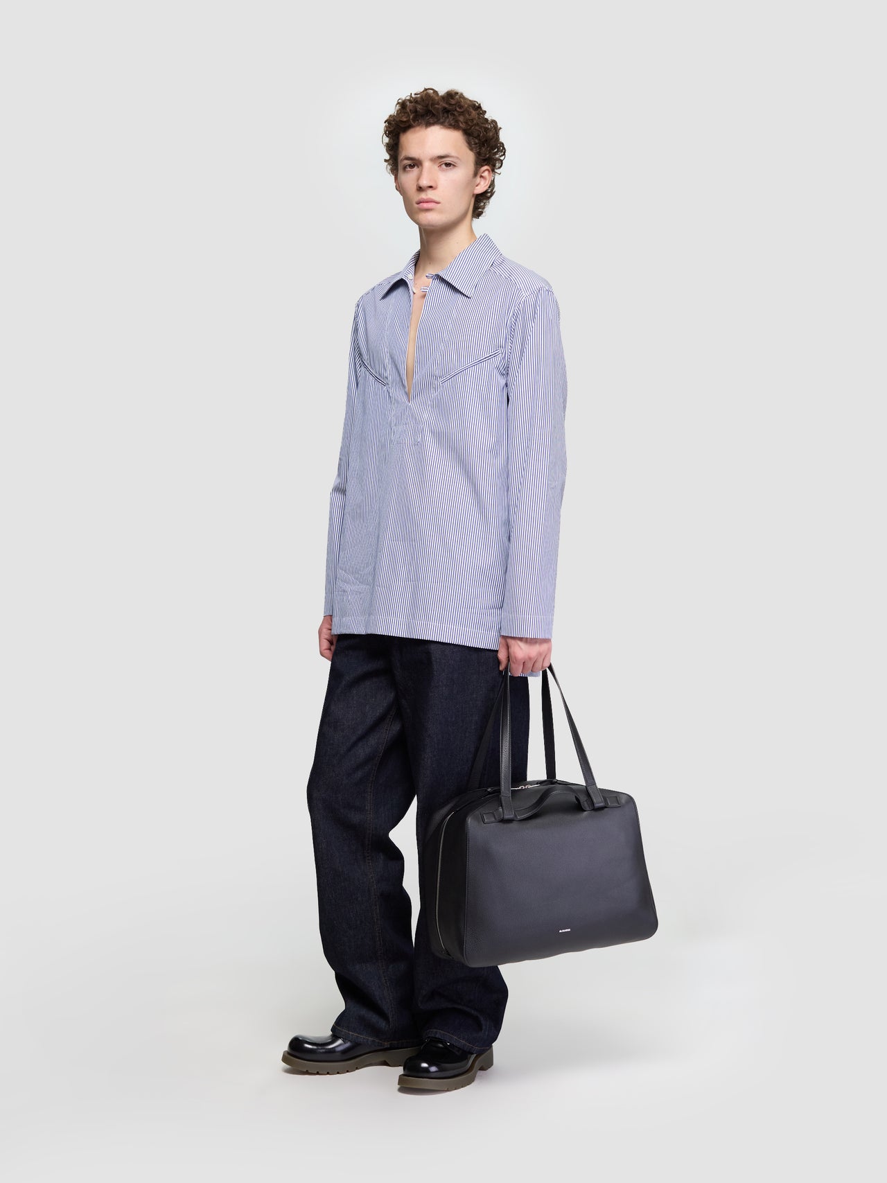 Nelson Medium Bag in Black