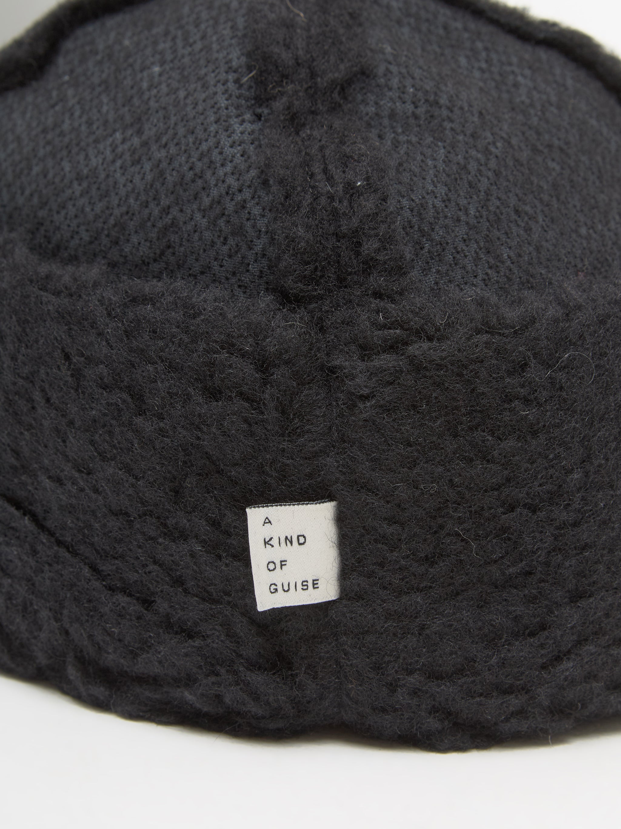 Fei Furry Hat in Pilous Black