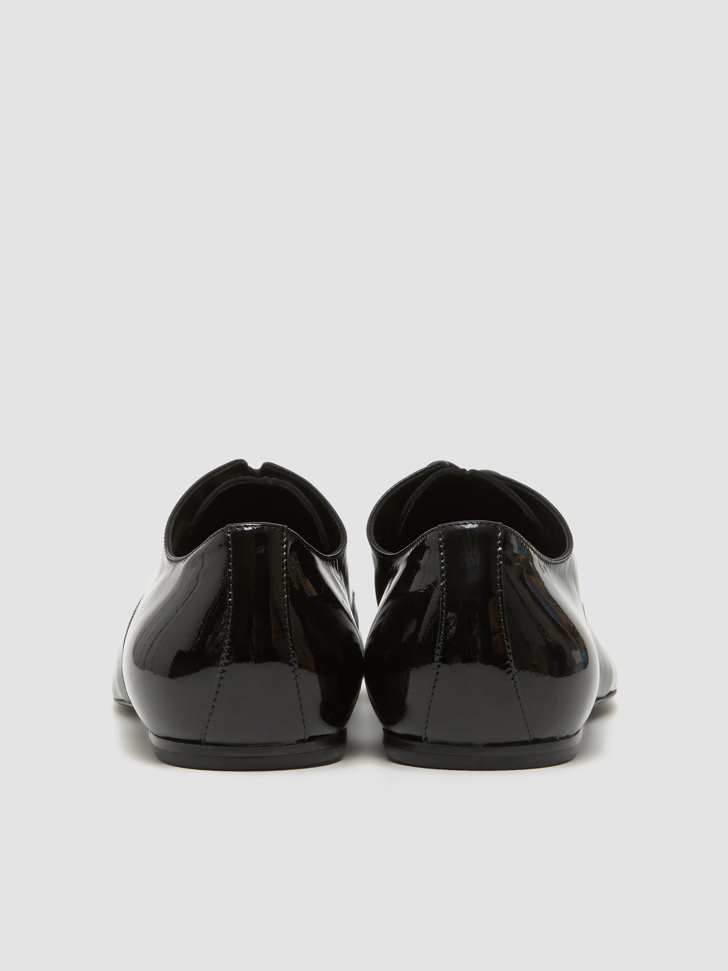 Lace-Up Oxford Shoes in Black