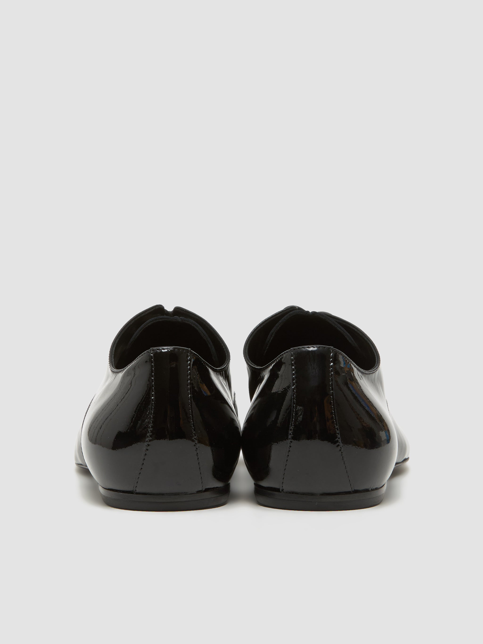 Lace-Up Oxford Shoes in Black