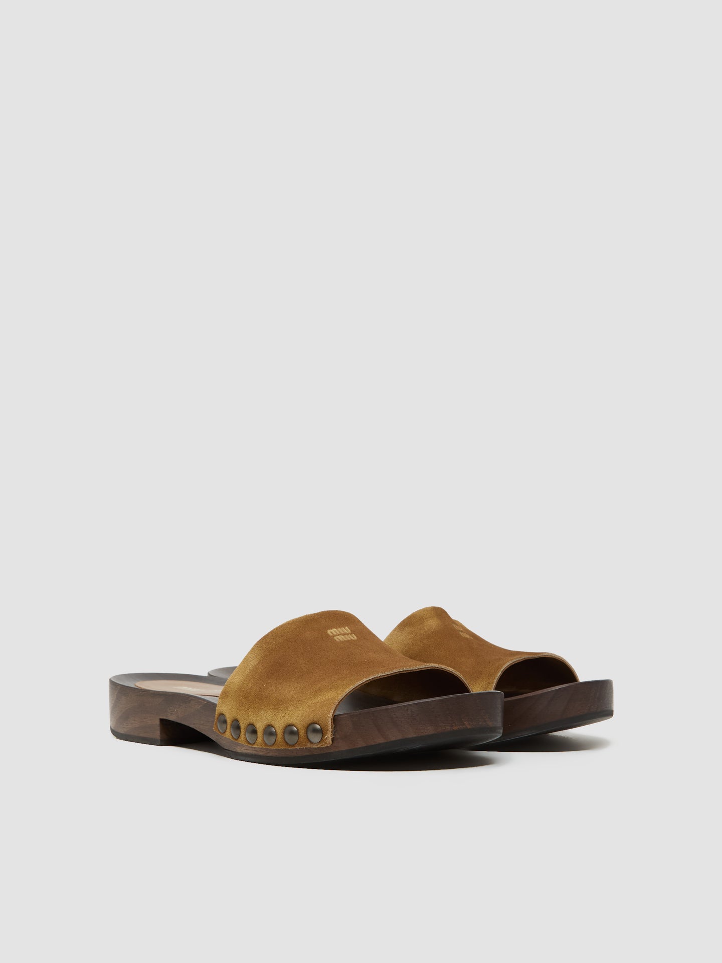 Faded Suede Clogs in Cinnamon