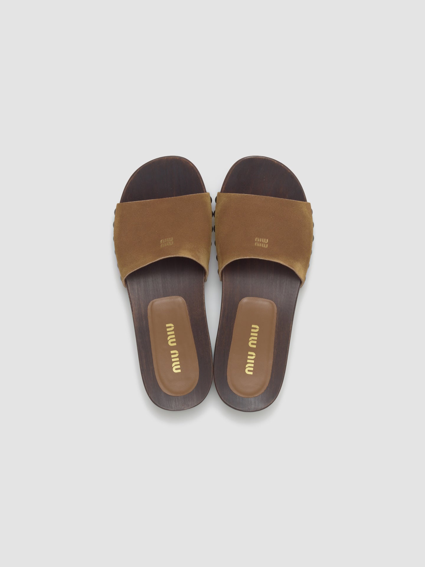 Faded Suede Clogs in Cinnamon