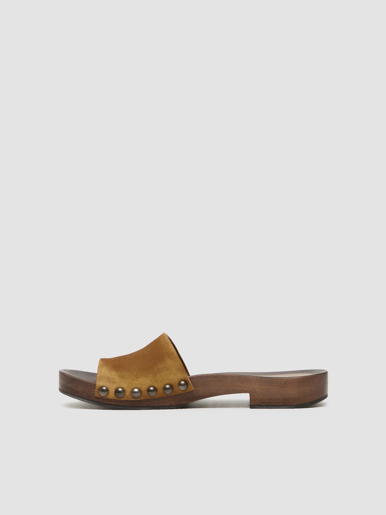 Faded Suede Clogs in Cinnamon