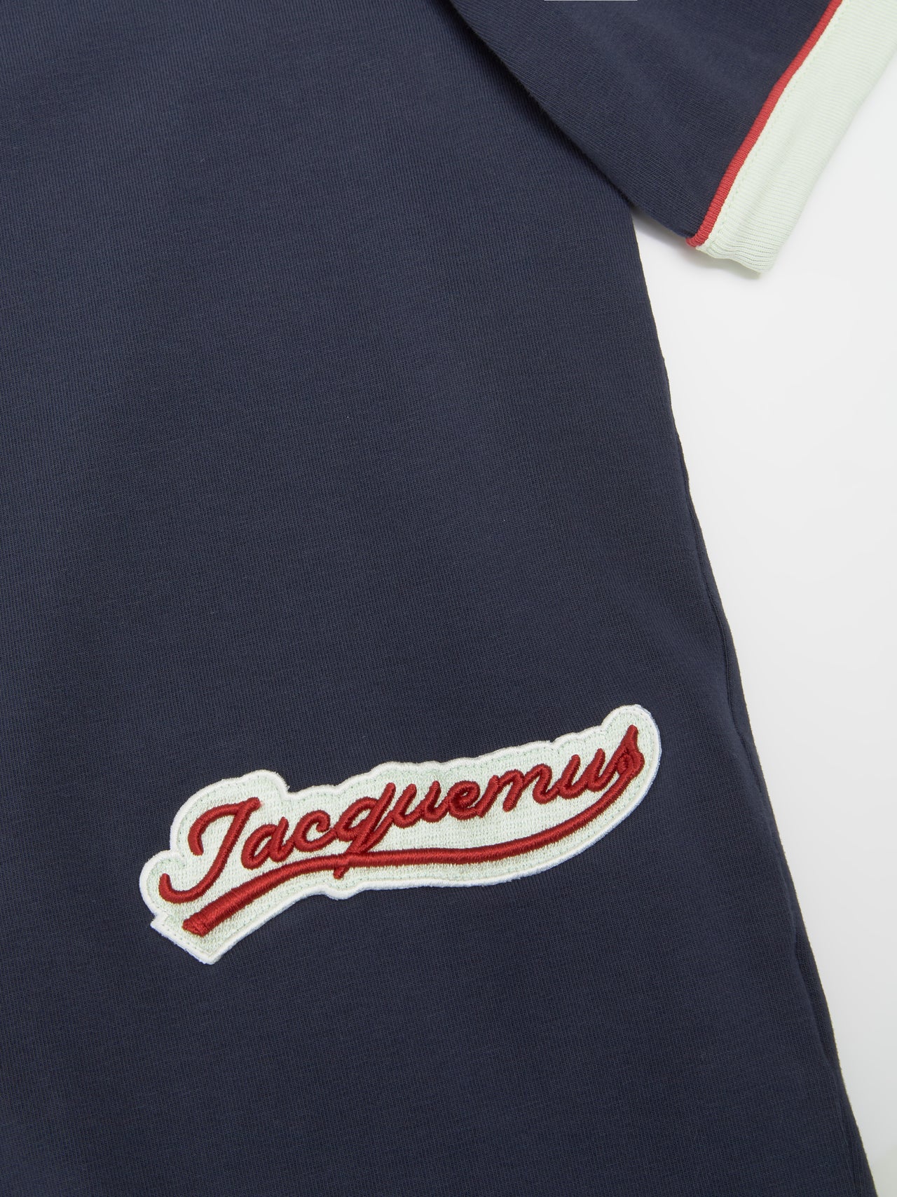 Le T-Shirt Gio in Varsity Patch Navy