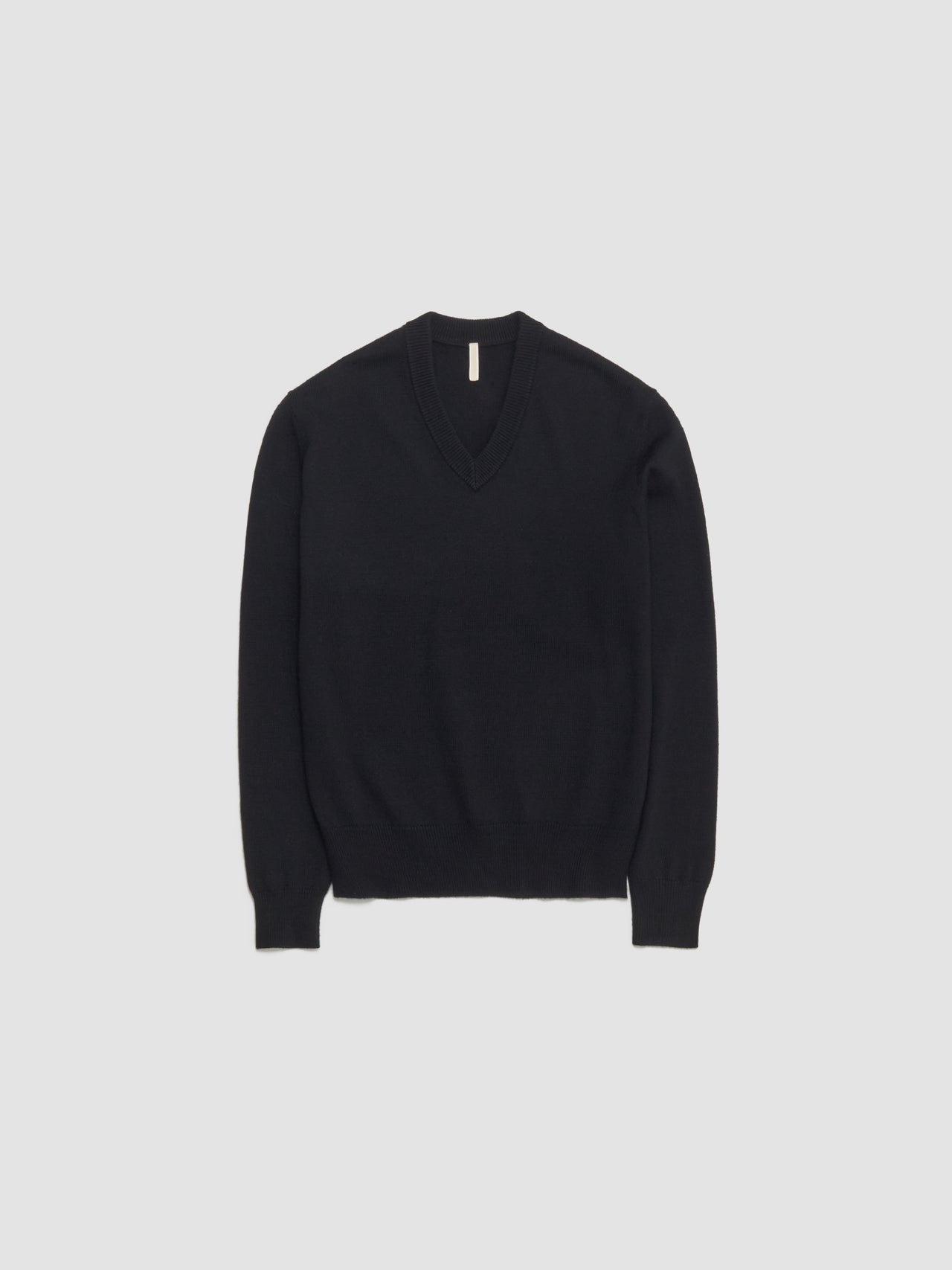 Moon Merino V-Neck in Black