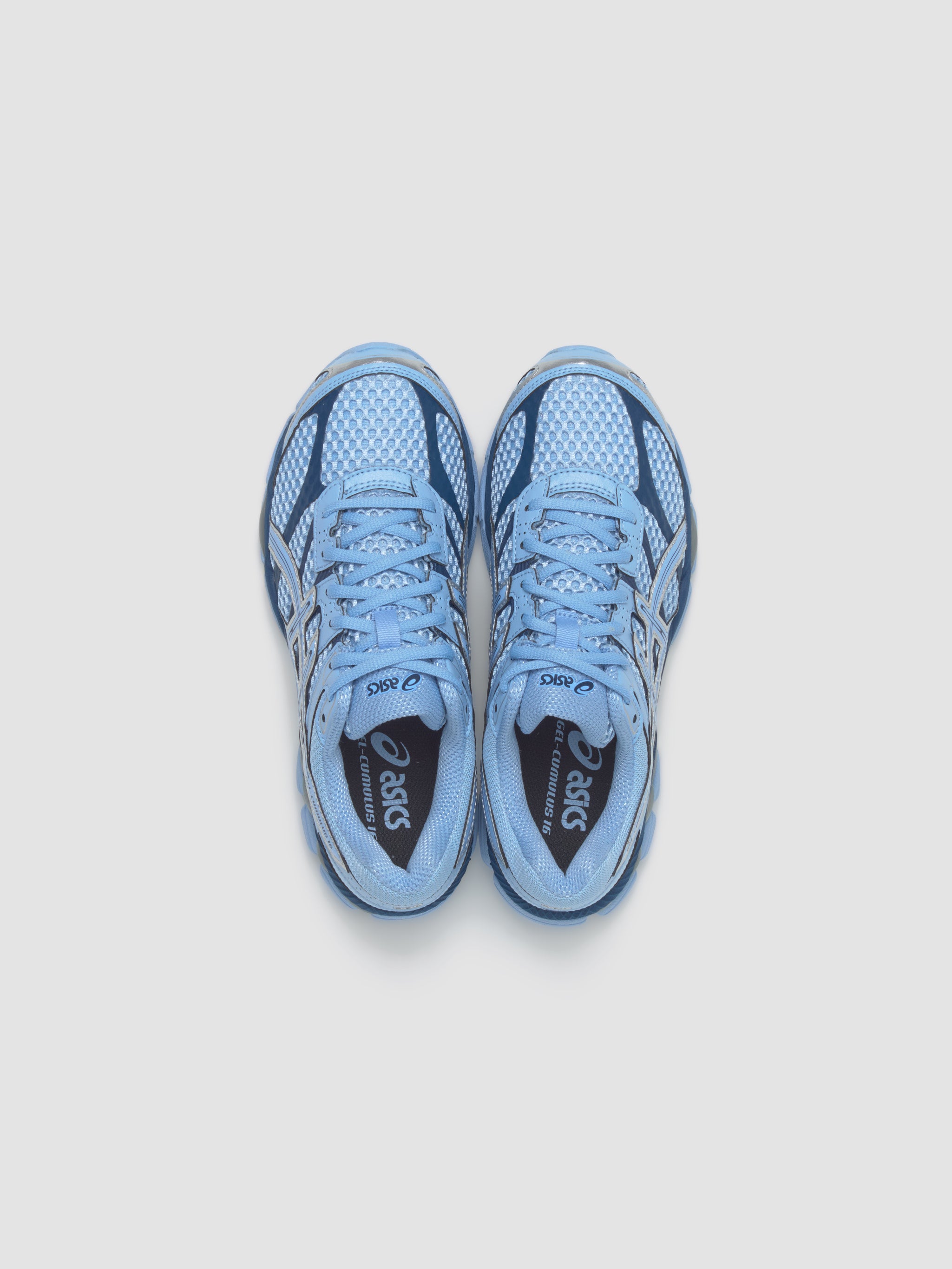 GEL-CUMULUS 16 Sneaker in Stone Wash & Independence Blue