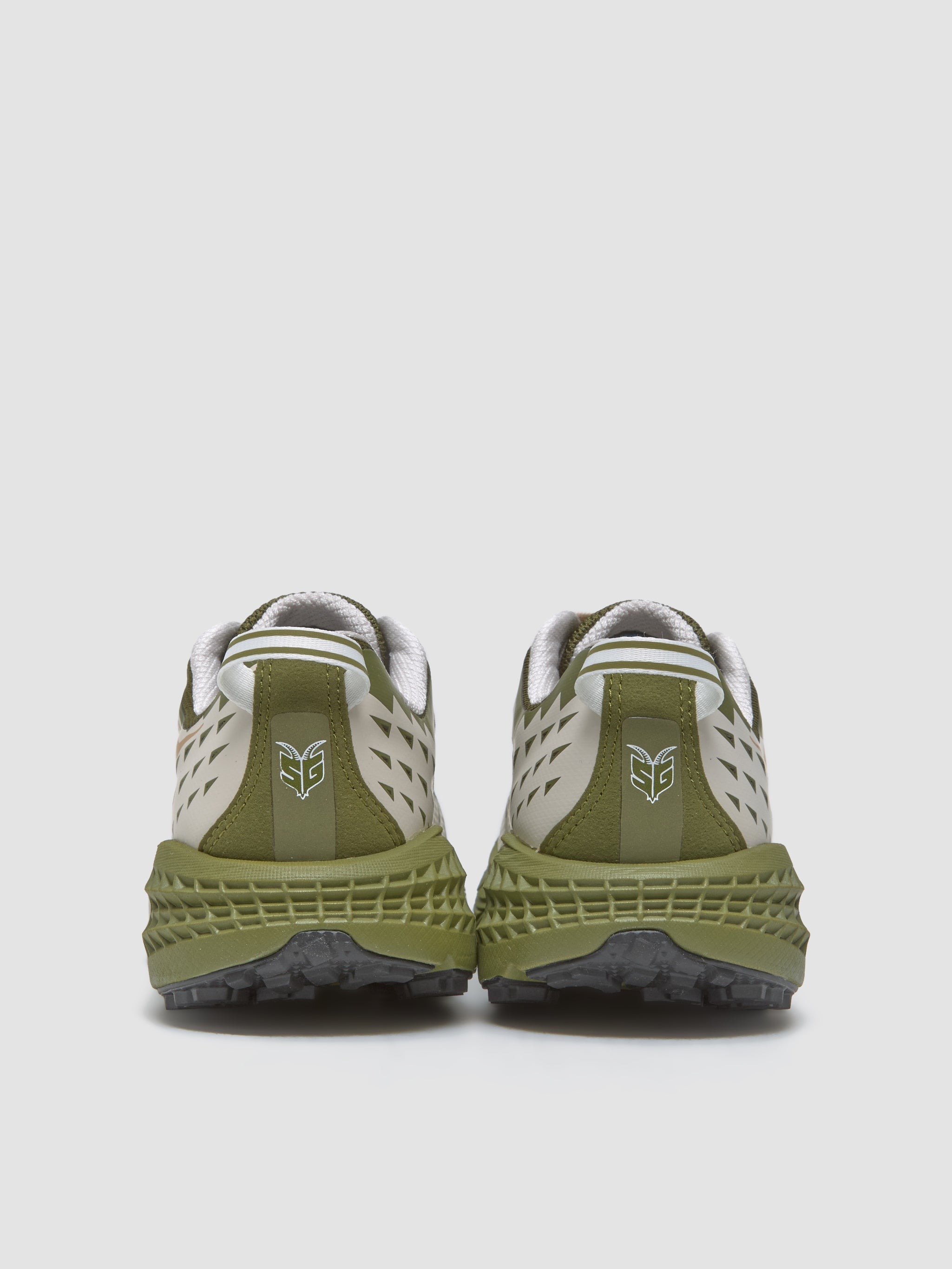 Speedgoat 2 Sneaker in Moss Green & Rose Cream