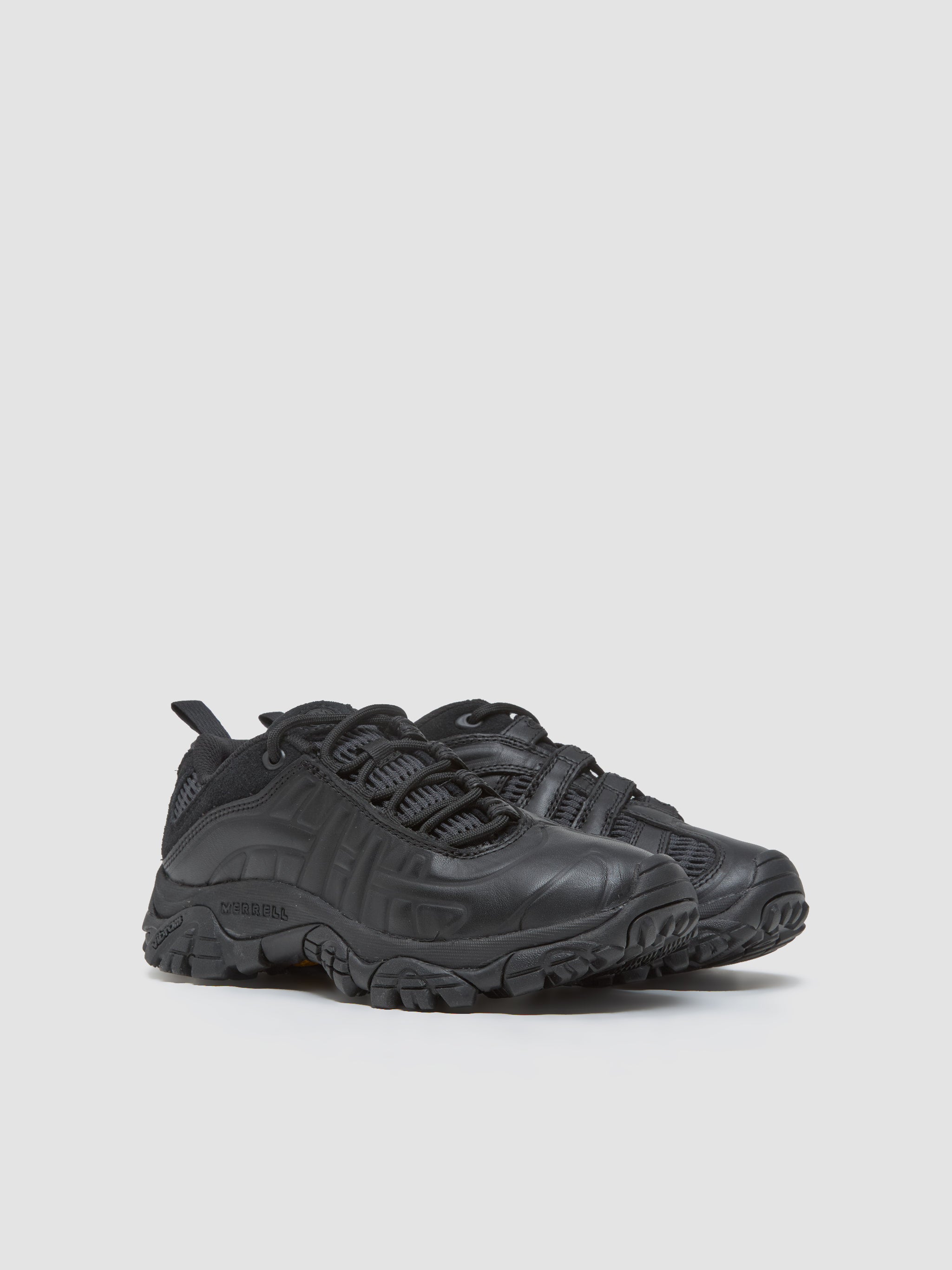 Moab 2 Remix Sneaker in Black