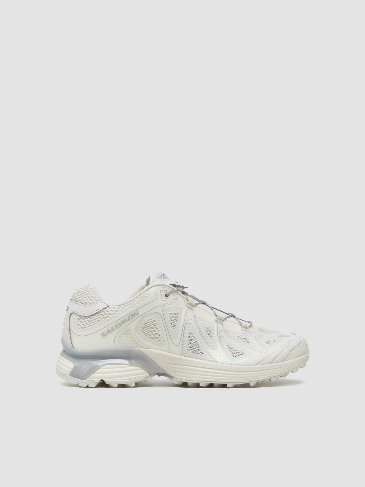 XT-WHISPER VOID Sneaker in Vanilla Ice