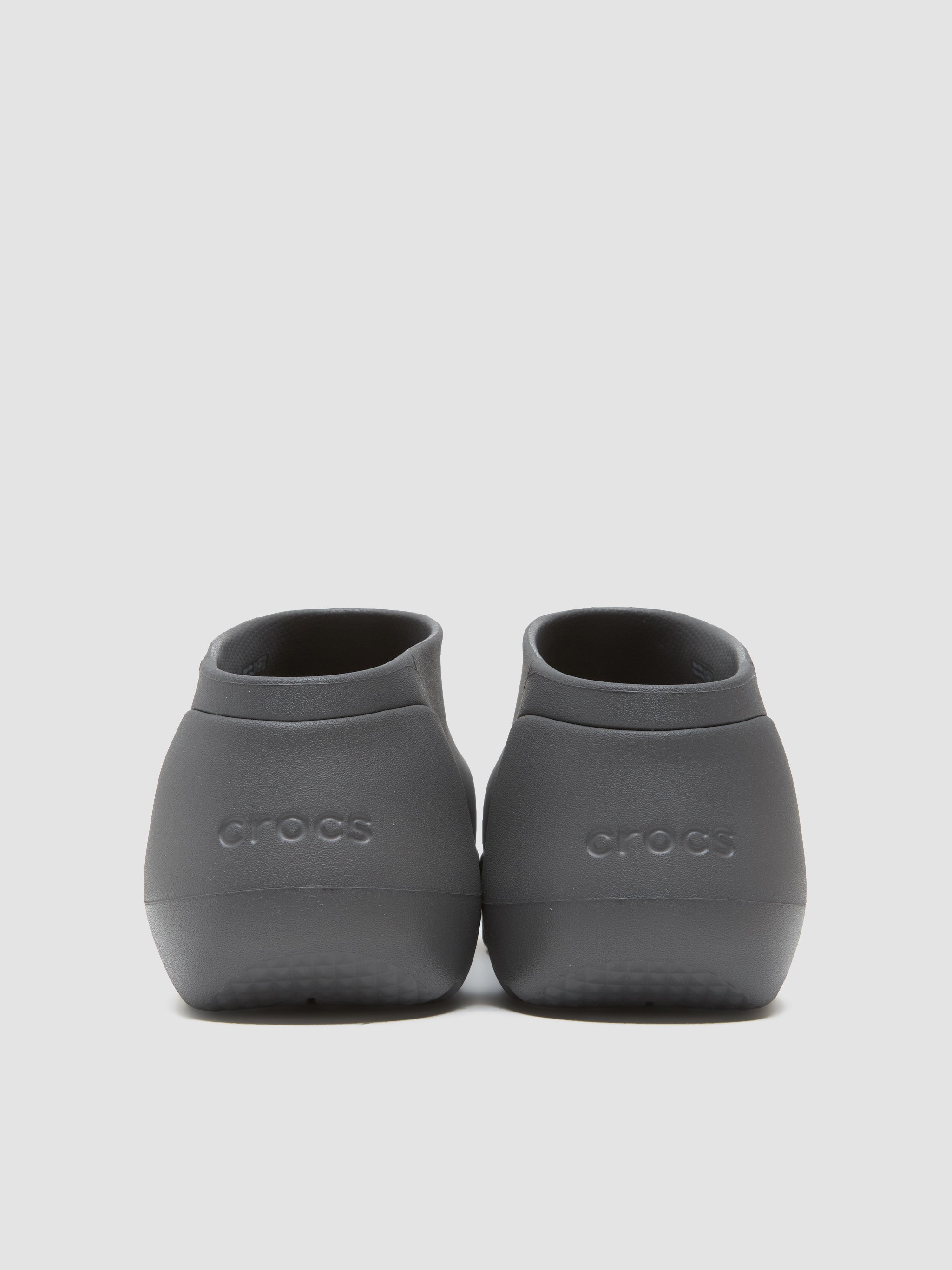 Hydra Clog in Black Sand