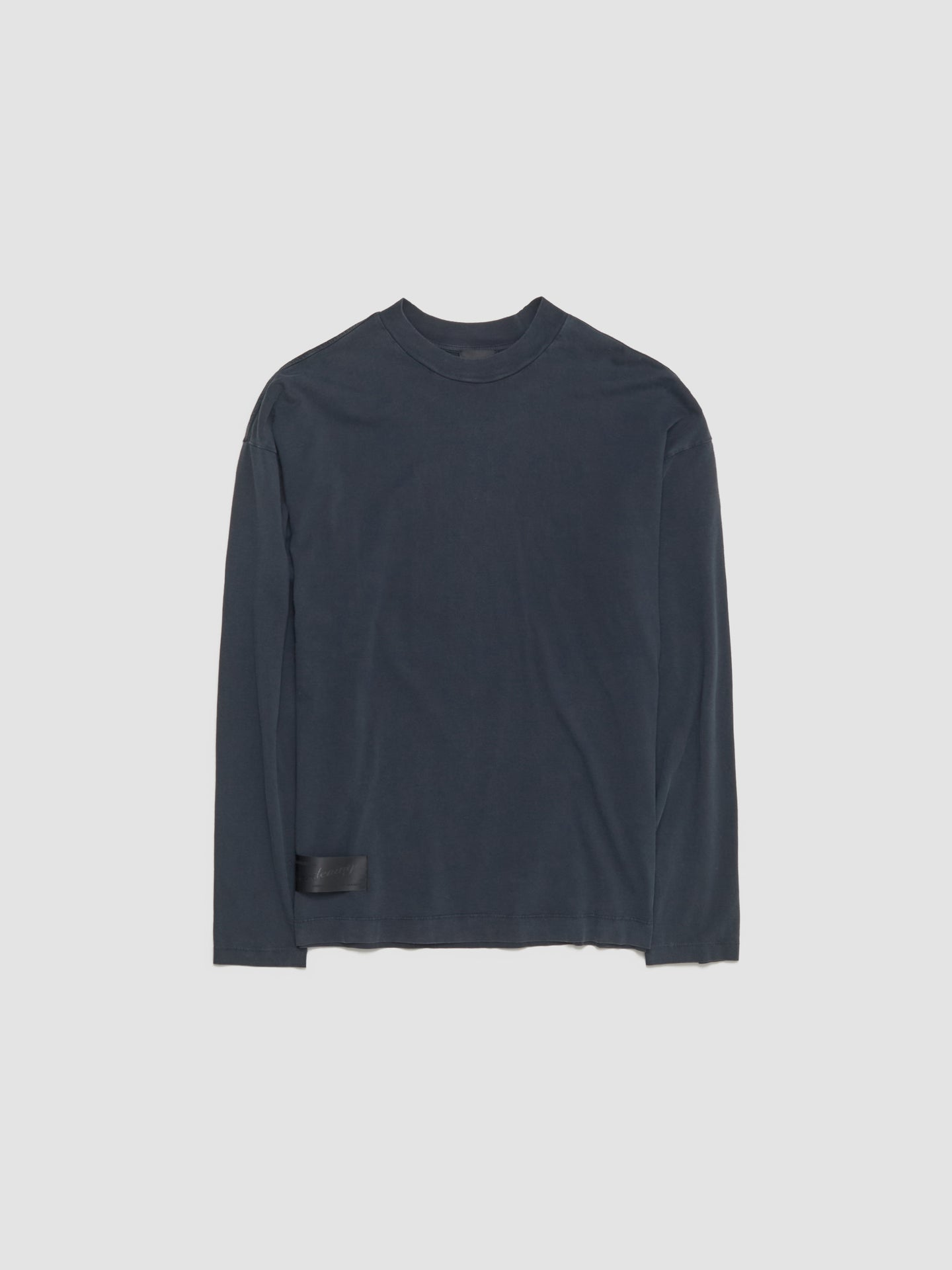 Full Long Sleeve T-Shirt in Washed Black