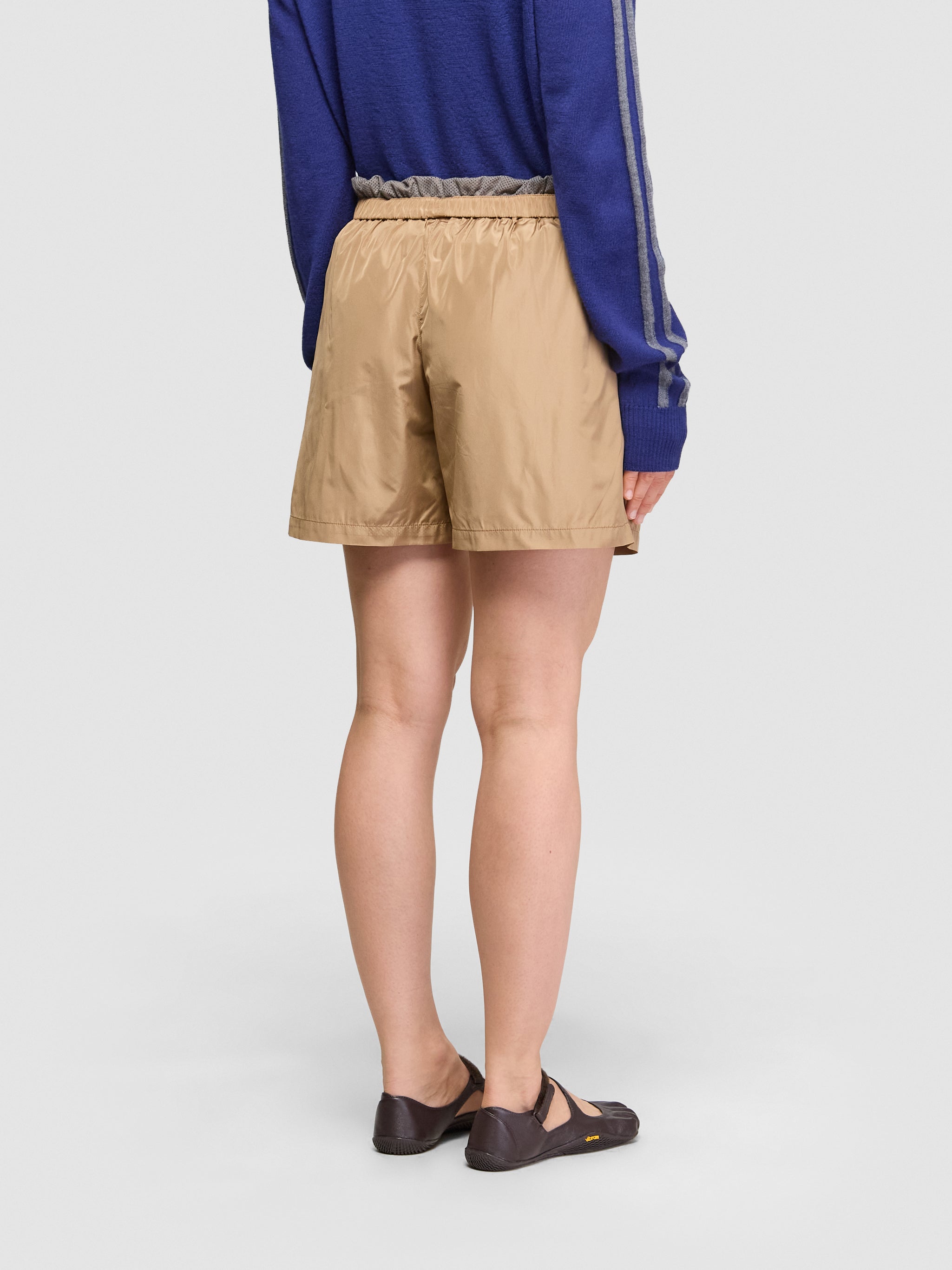 Technical Silk Bermudas in Sesame