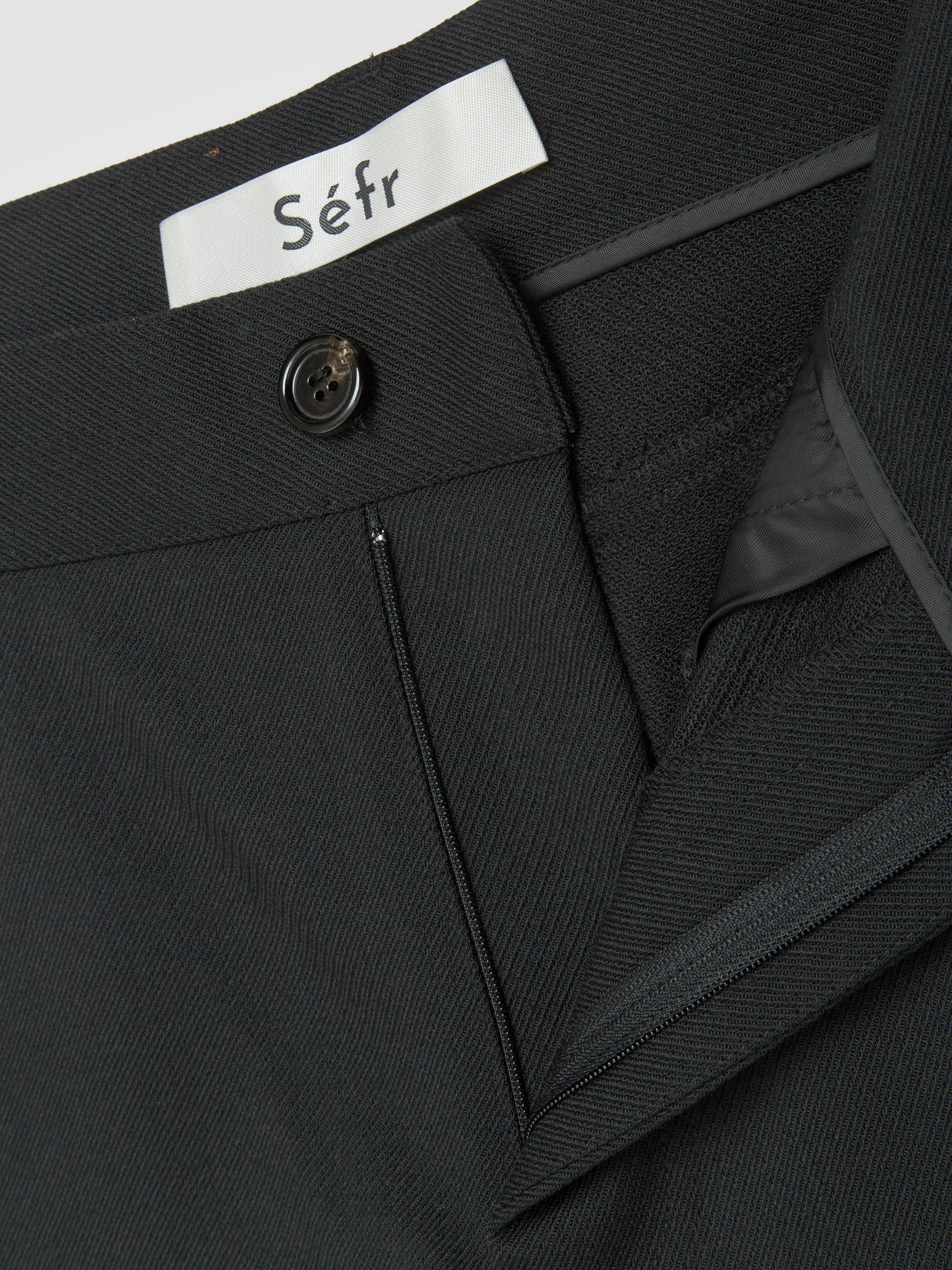Oktai Trousers in Sturdy Black Twill