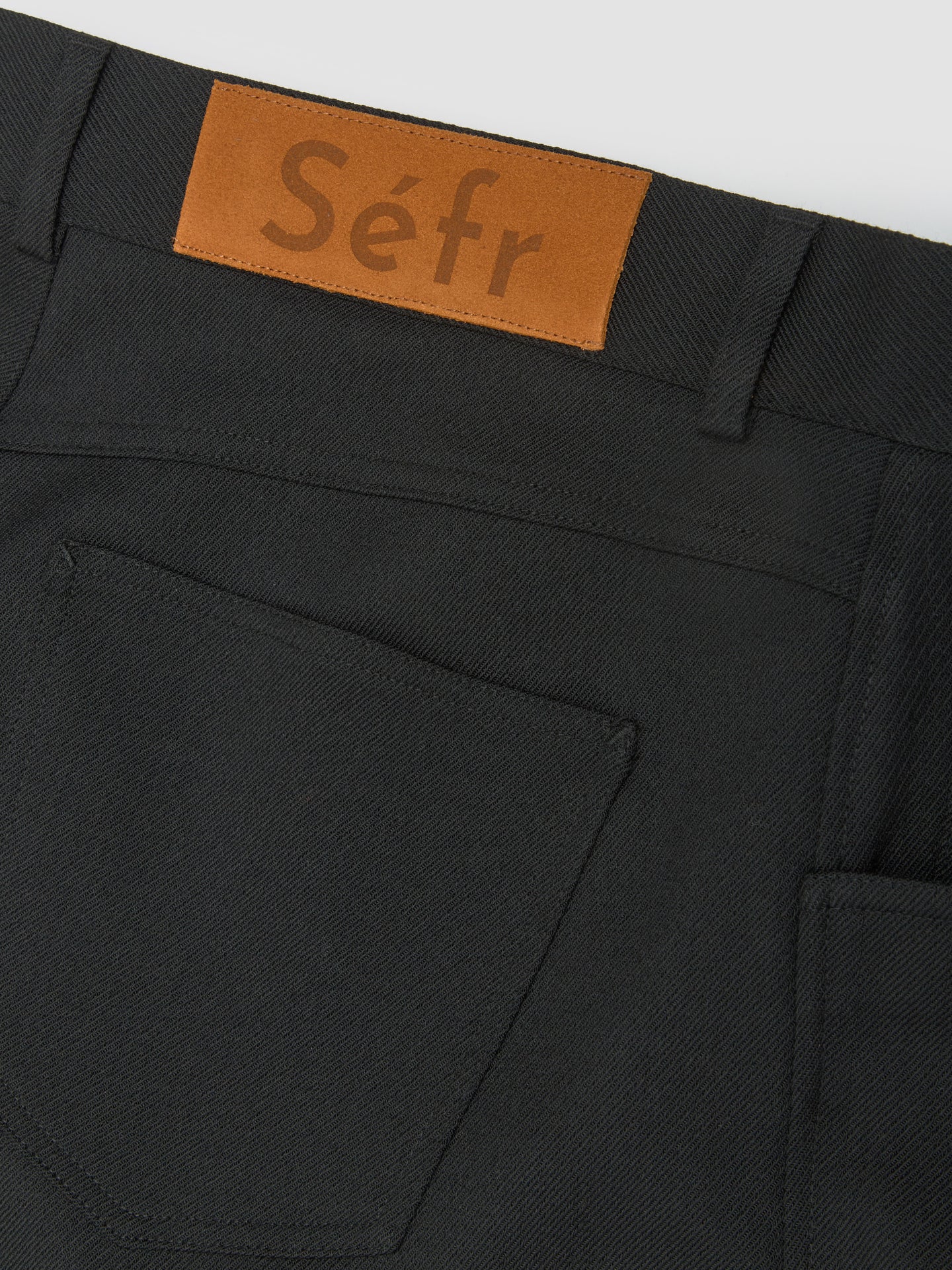 Oktai Trousers in Sturdy Black Twill