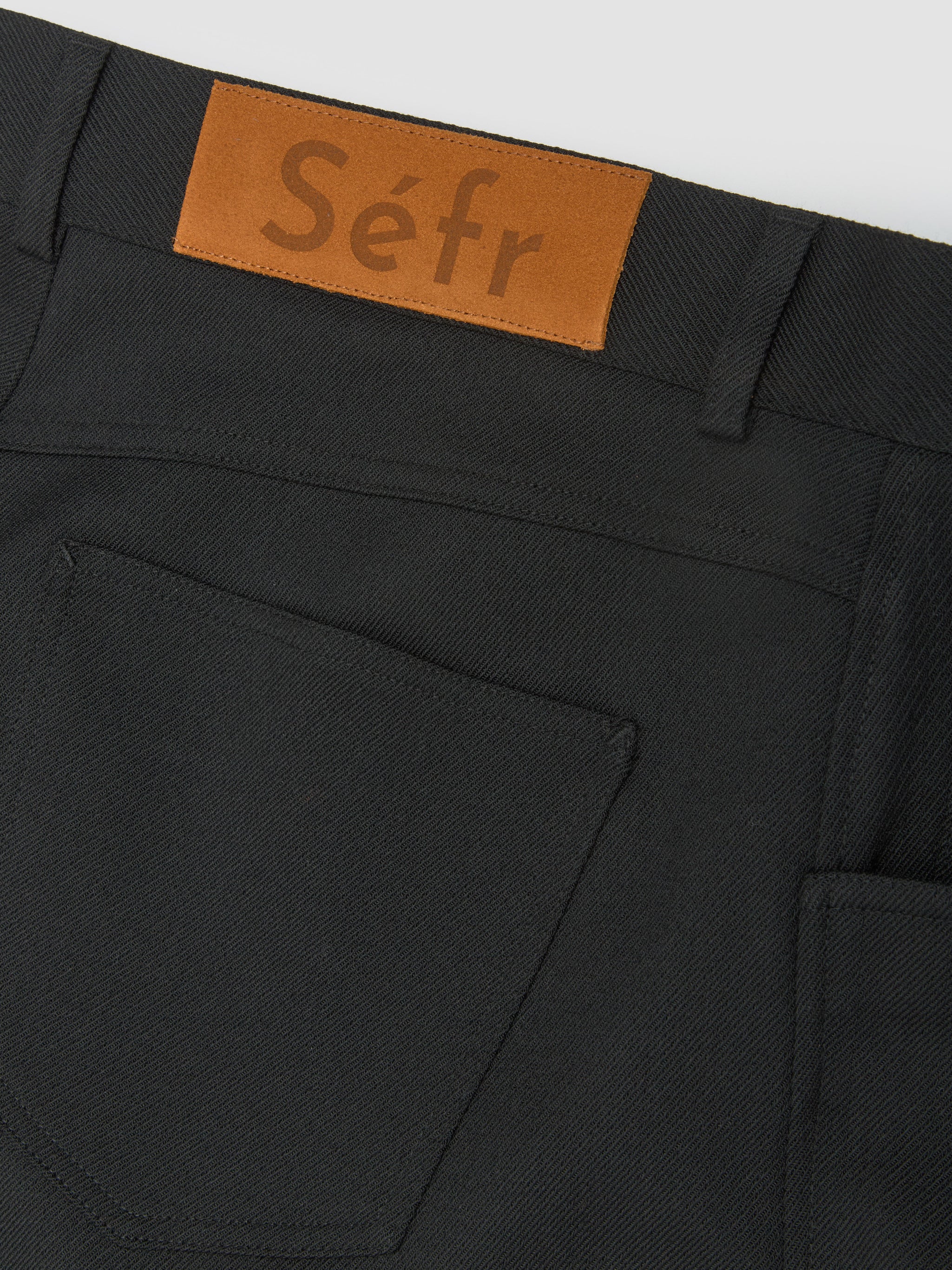 Oktai Trousers in Sturdy Black Twill