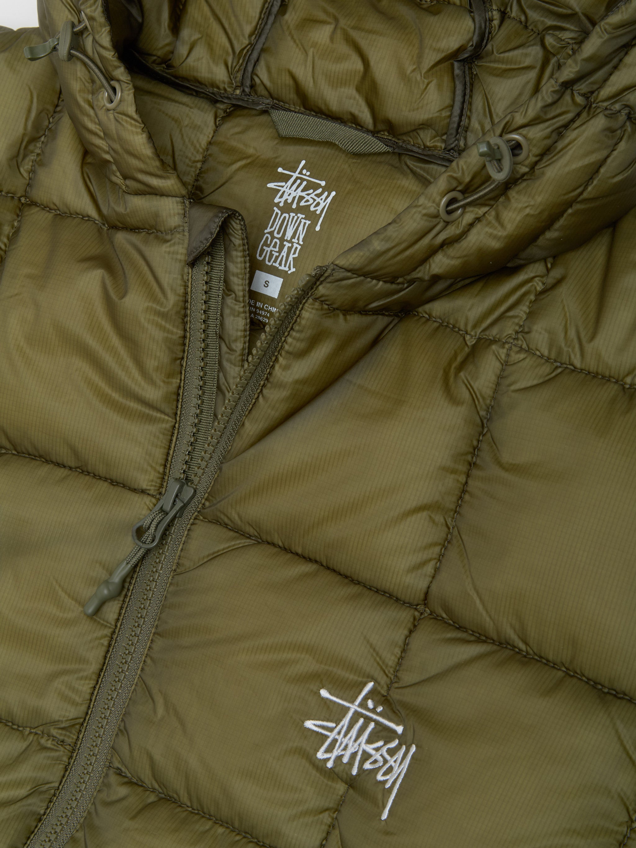 Stüssy Midweight Hooded Puffer in Olive 115856-0403
