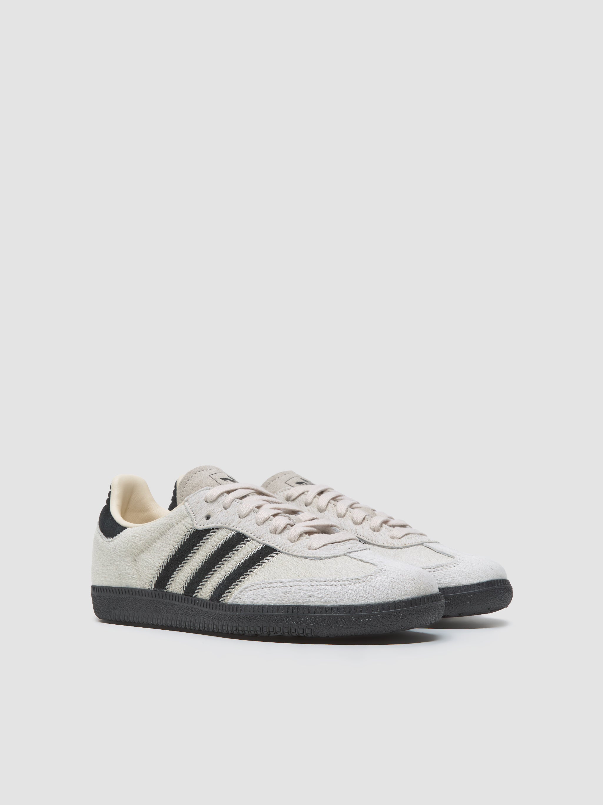 WMNS Samba OG Sneaker in Wonder White & Core Black