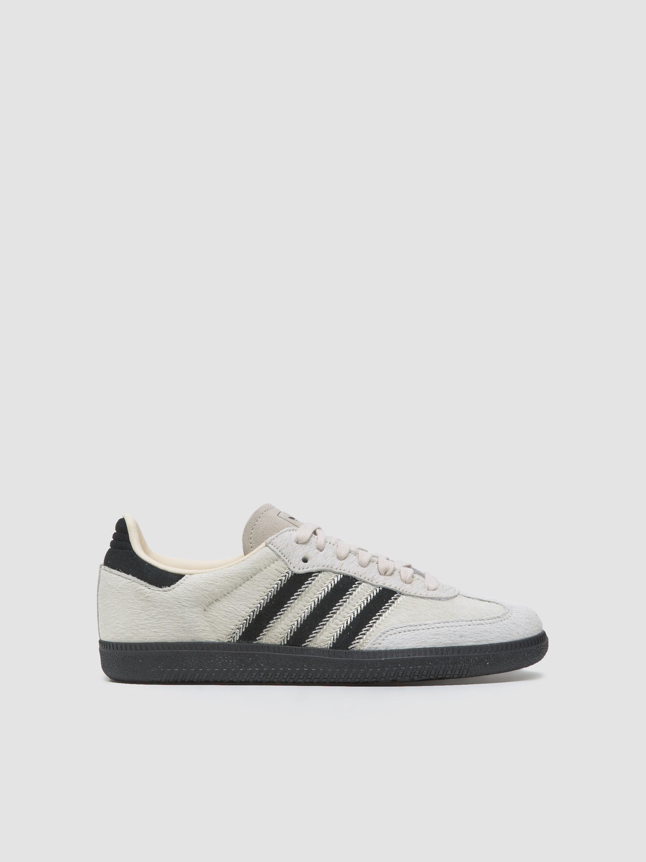 WMNS Samba OG Sneaker in Wonder White & Core Black