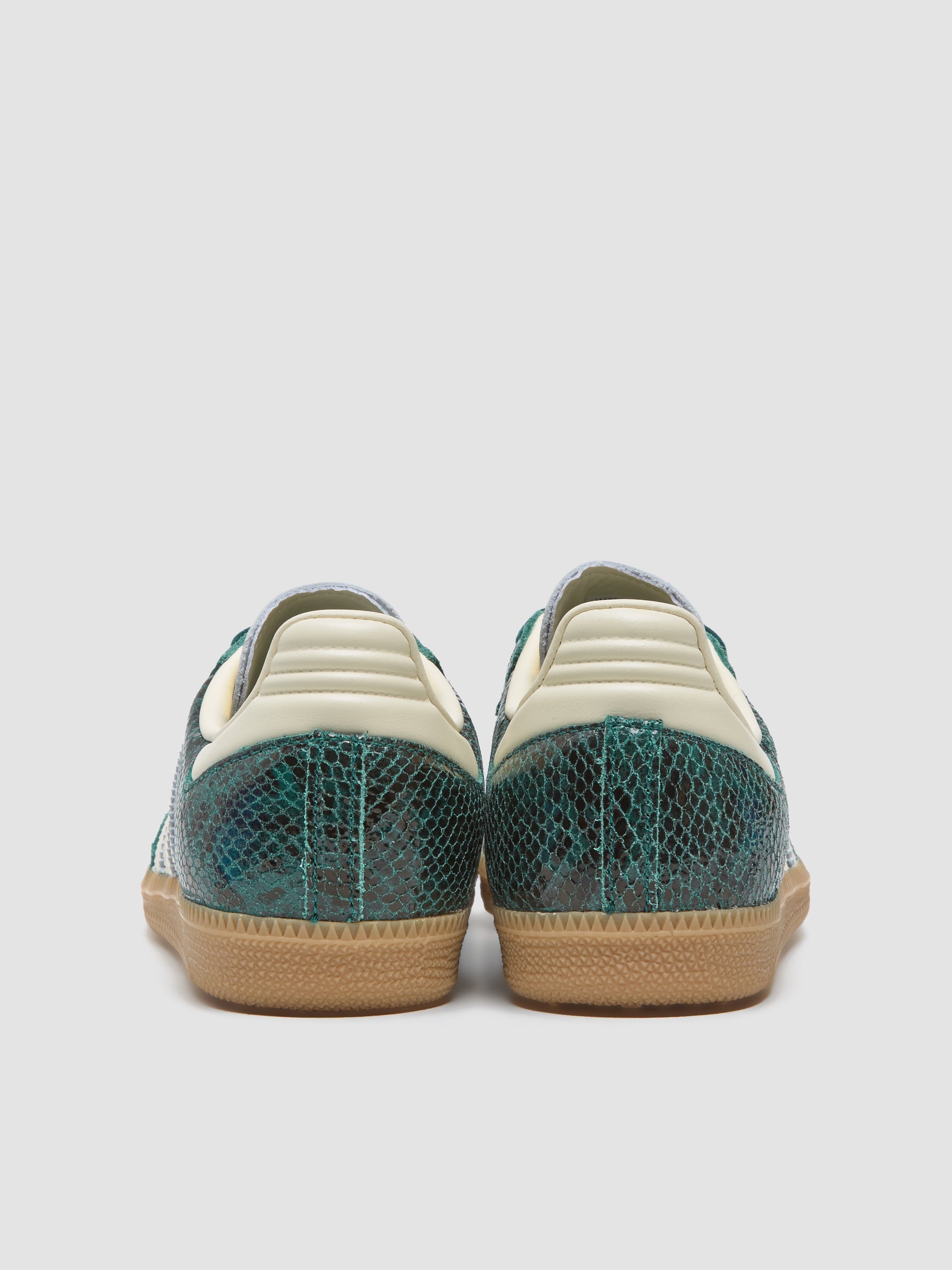 WMNS Samba OG Sneaker in Collegiate Green & Cream White
