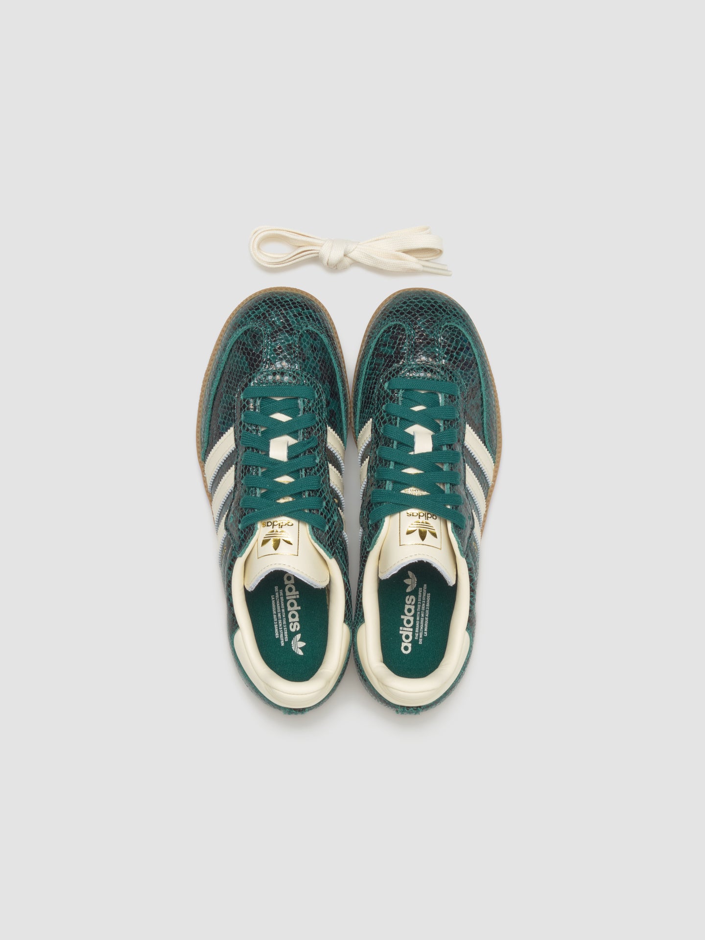 WMNS Samba OG Sneaker in Collegiate Green & Cream White