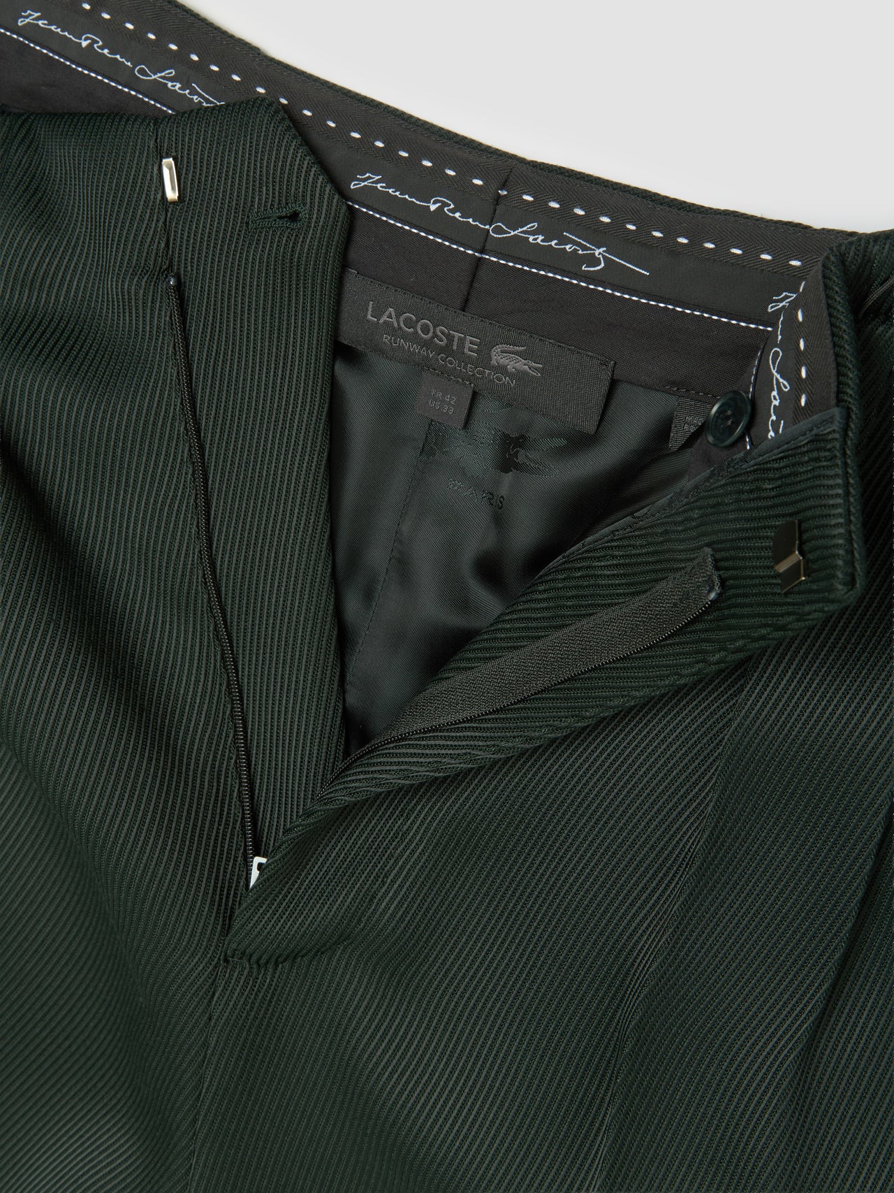 Pleated Trousers in Dark Green