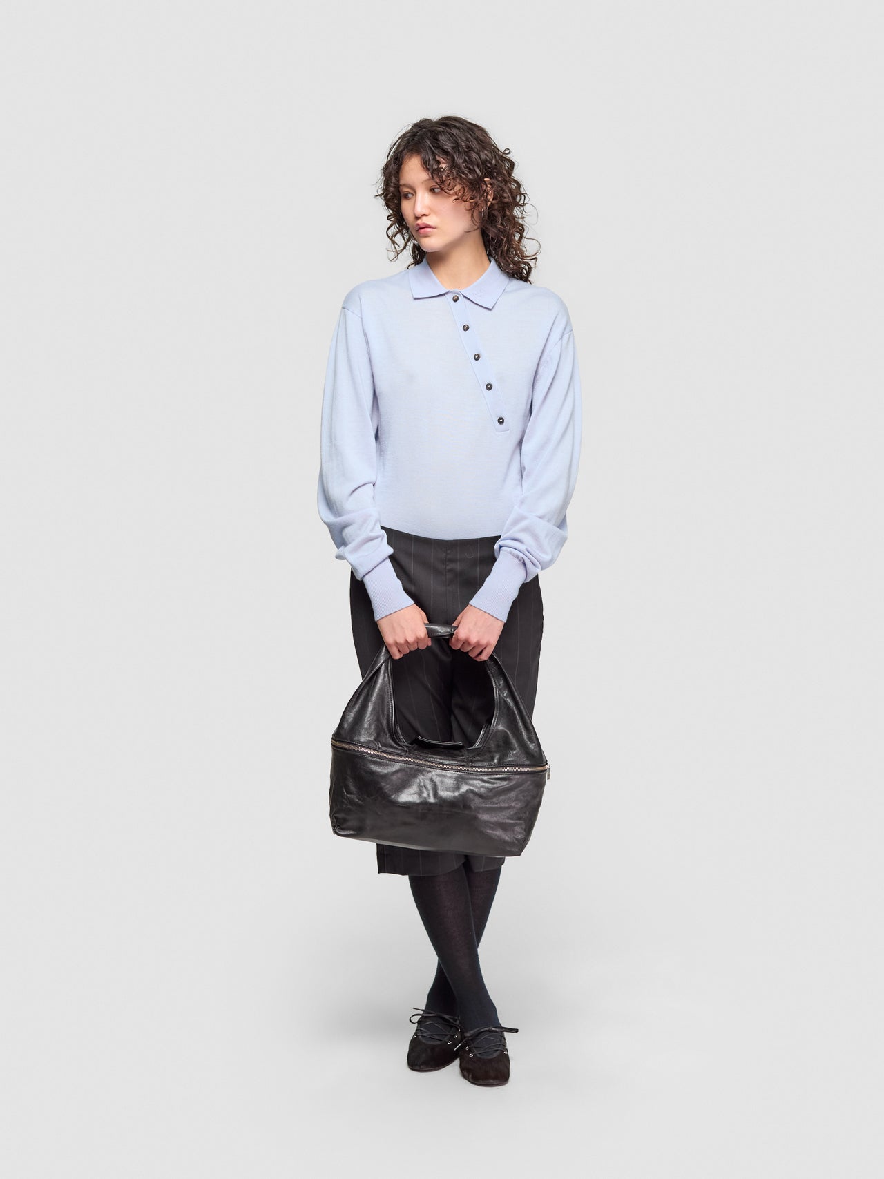 Riba Zip Bag in Black