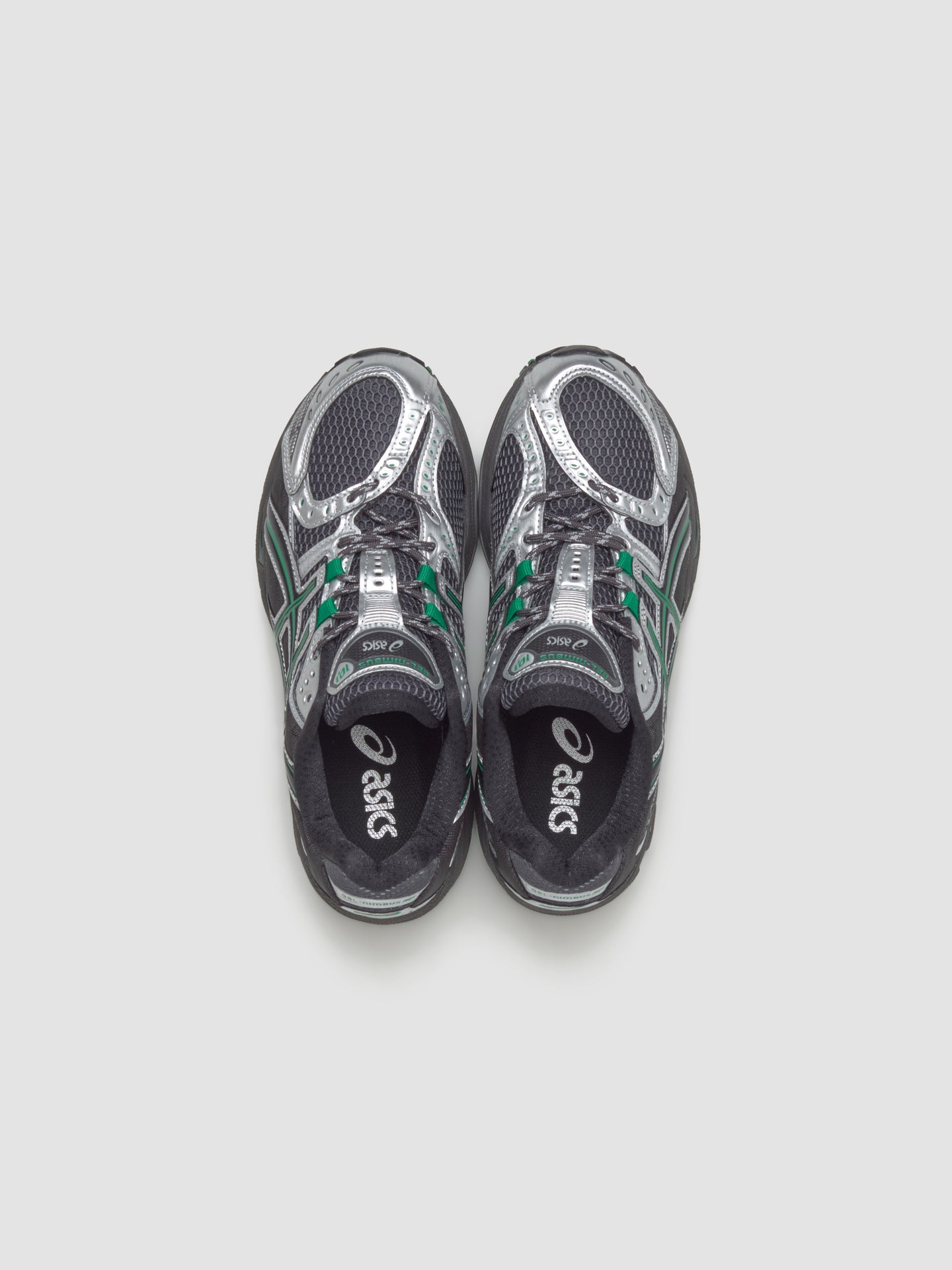 GEL-NIMBUS 10.1 Sneaker in Obsidian Grey & Green Basil