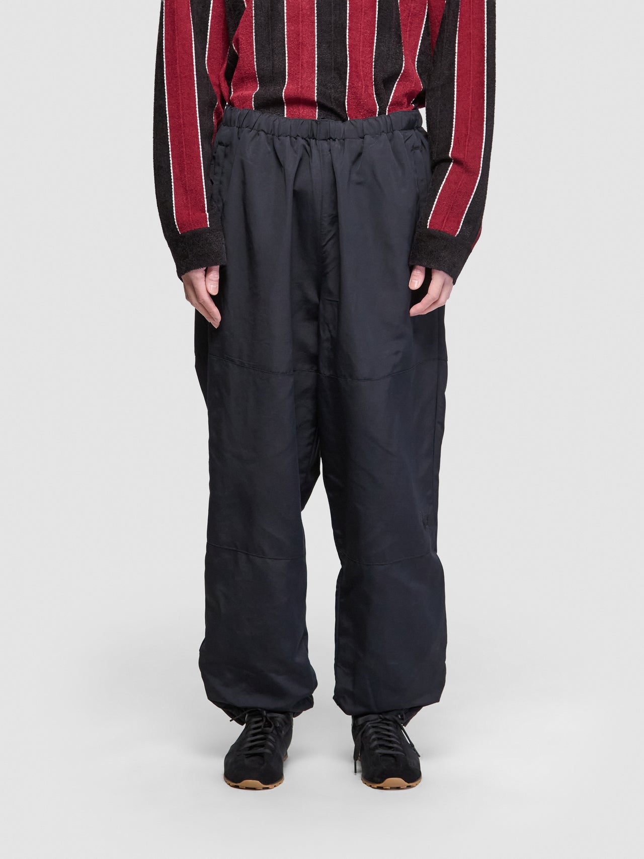 Training Pants in Black