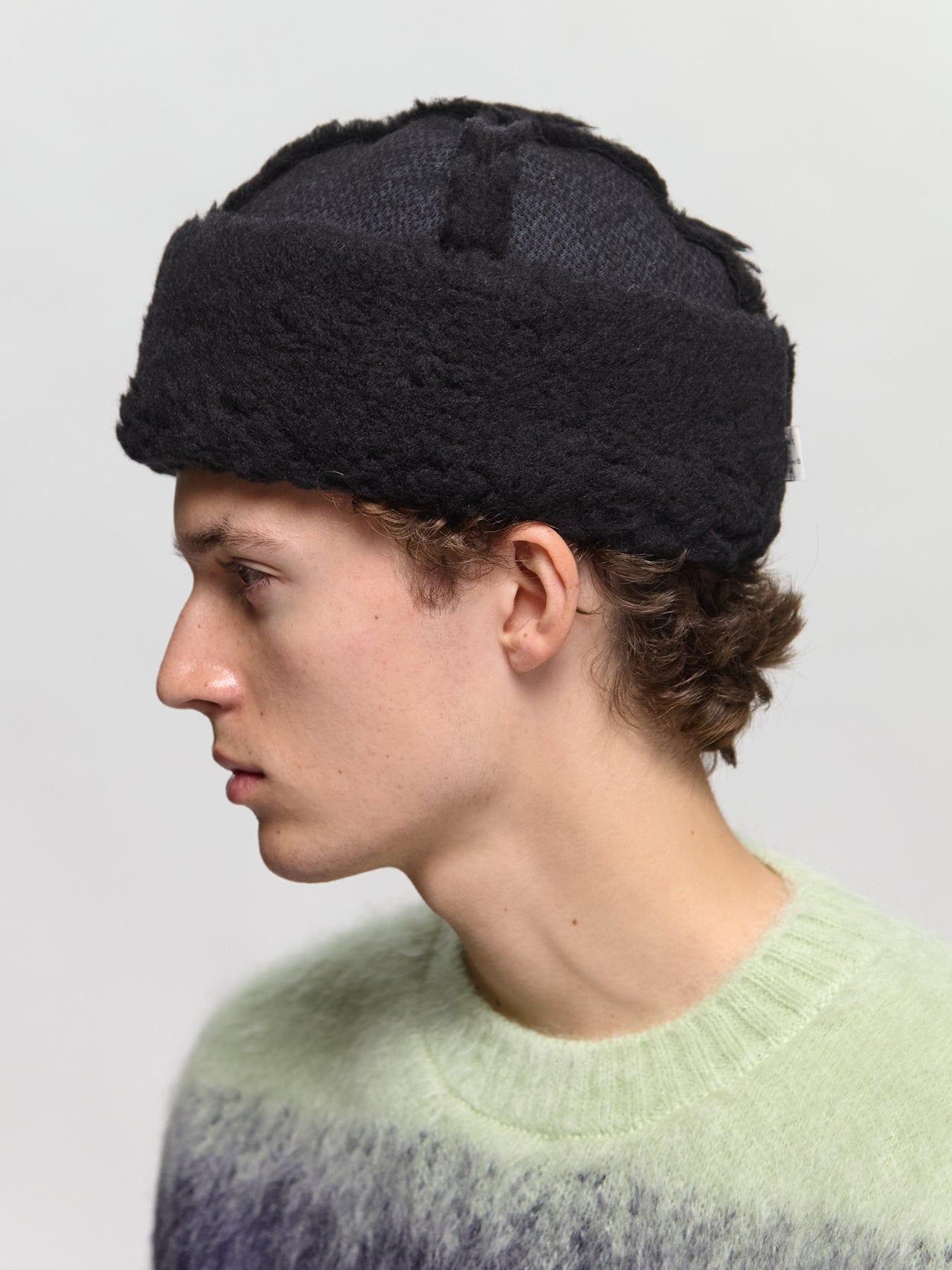 Fei Furry Hat in Pilous Black