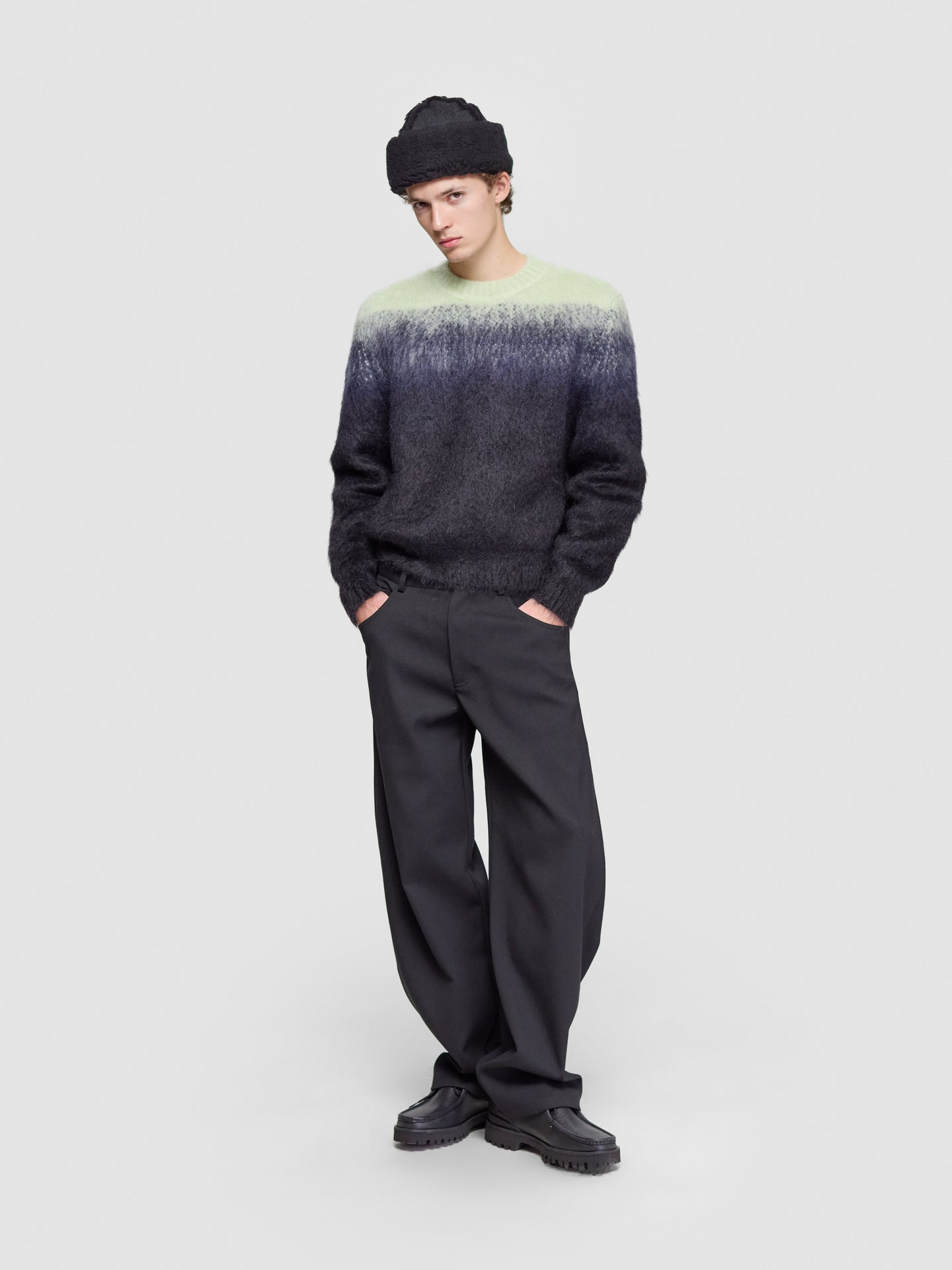 Crewneck Long Sleeve Jumper in After Eight