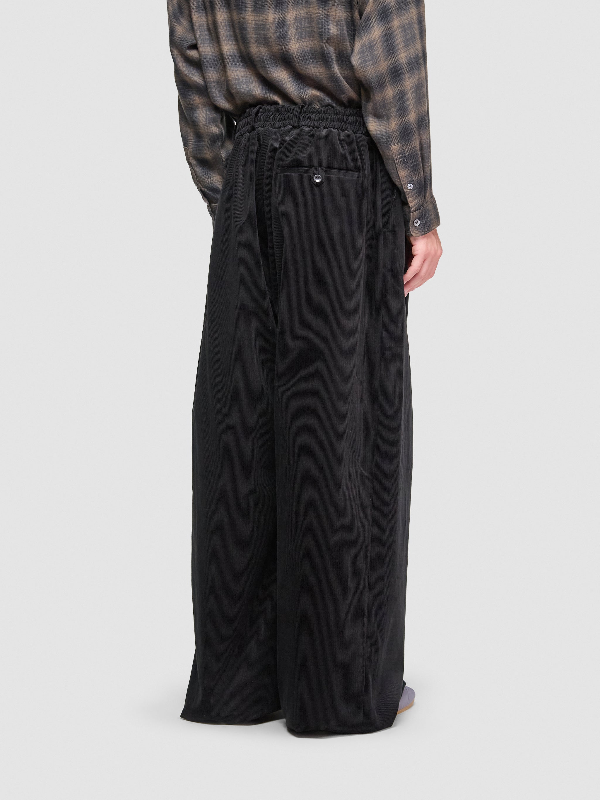 Extreme Wide Leg Tailored Trousers in Black