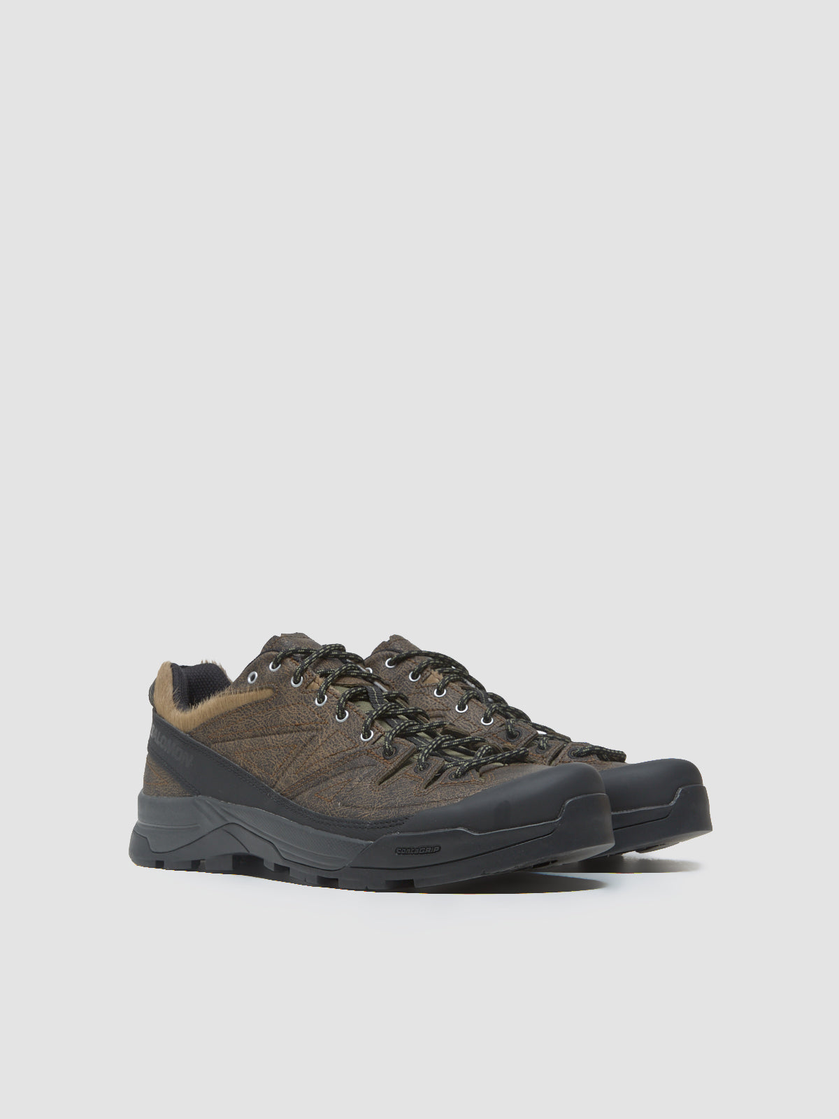 X-ALP LOW DISTRESSED LTR Sneaker in Dark Earth