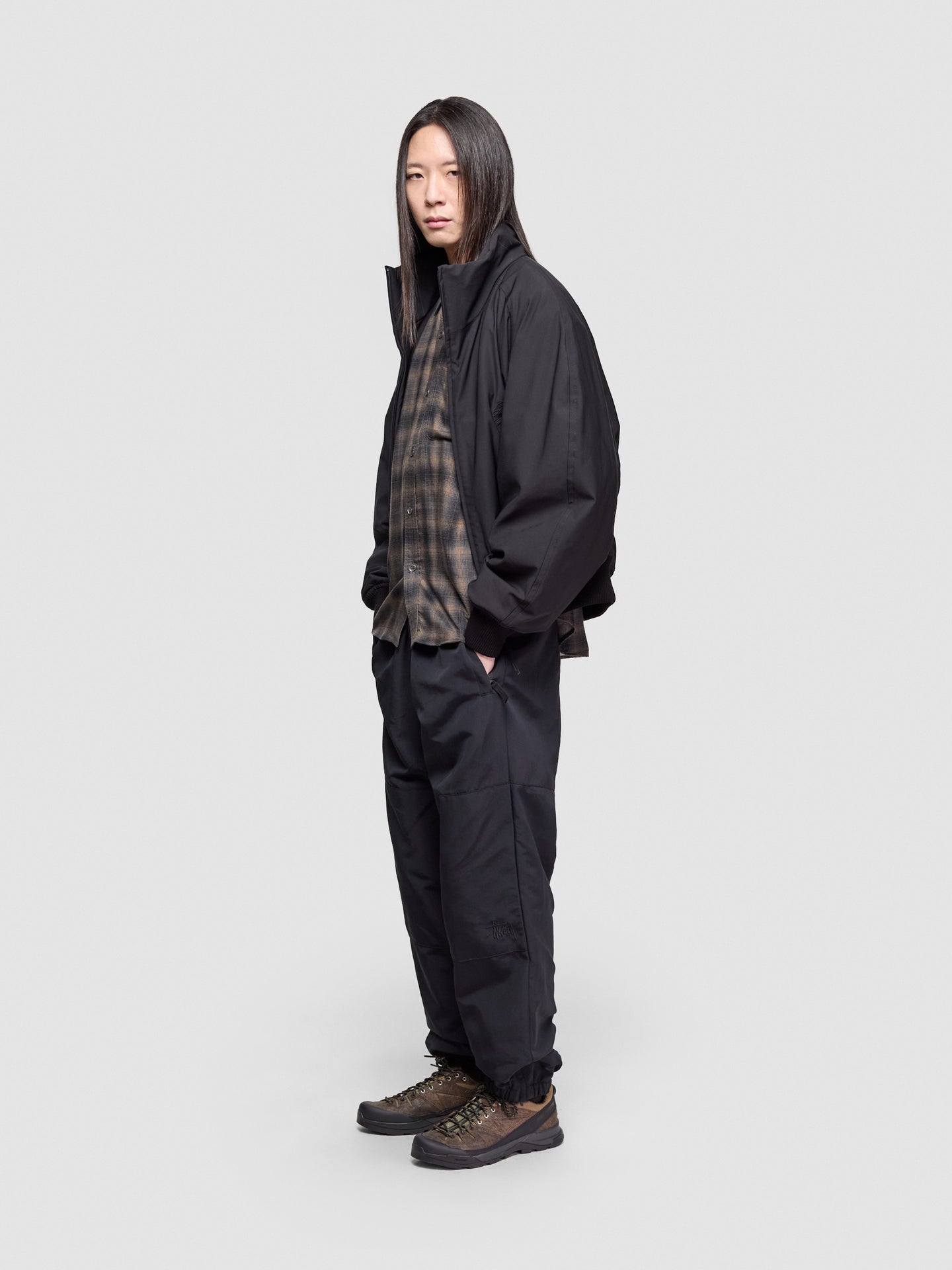 X-ALP LOW DISTRESSED LTR Sneaker in Dark Earth