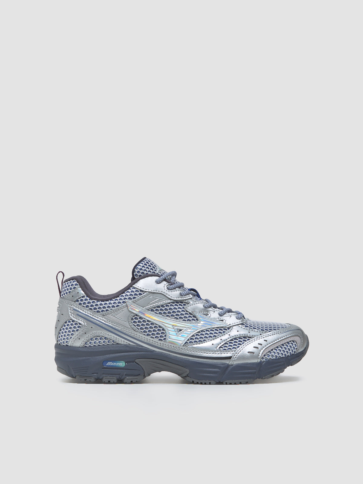 MXR Sneaker in Silver & Nimbus Cloud