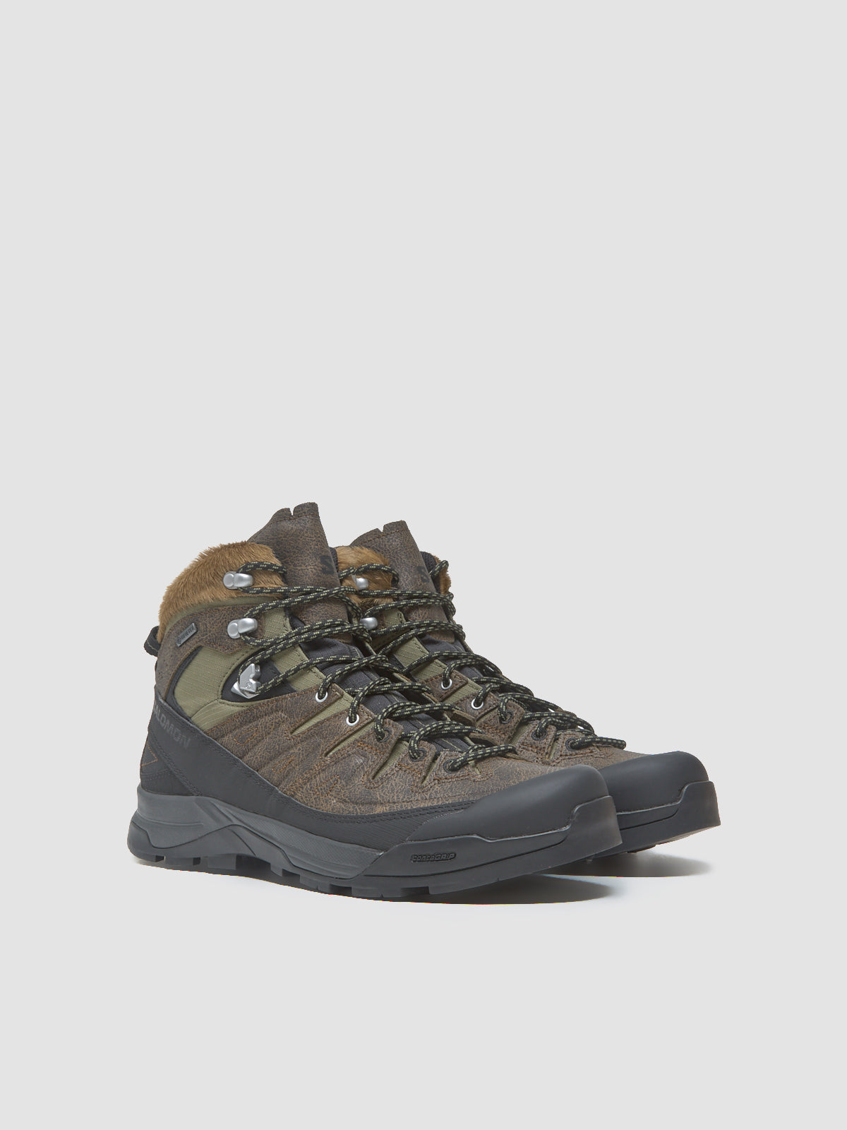 X-ALP MID GTX DISTRESSED LTR Sneaker in Dark Earth