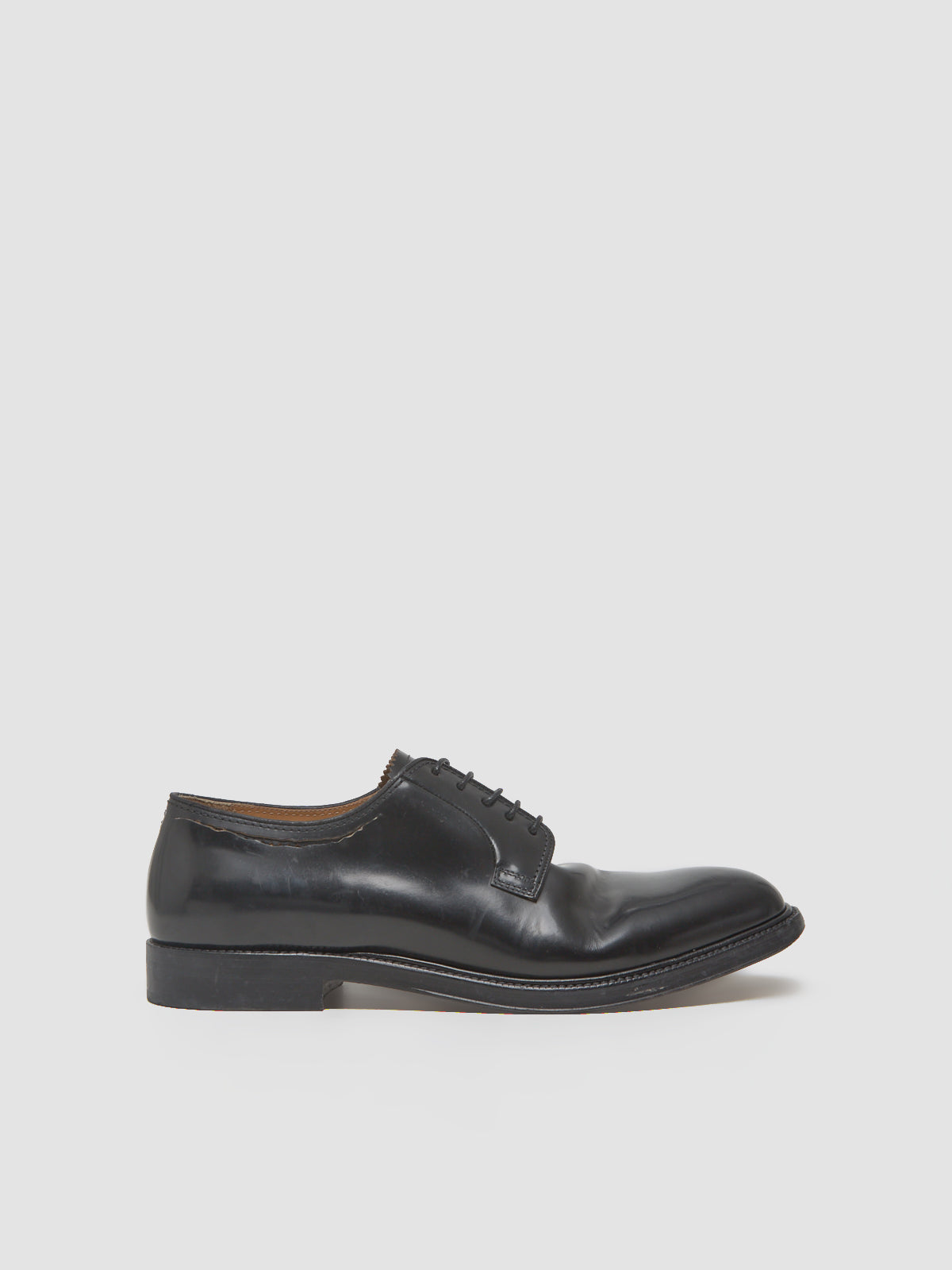 Love to Death Lace-Up Shoes in Black