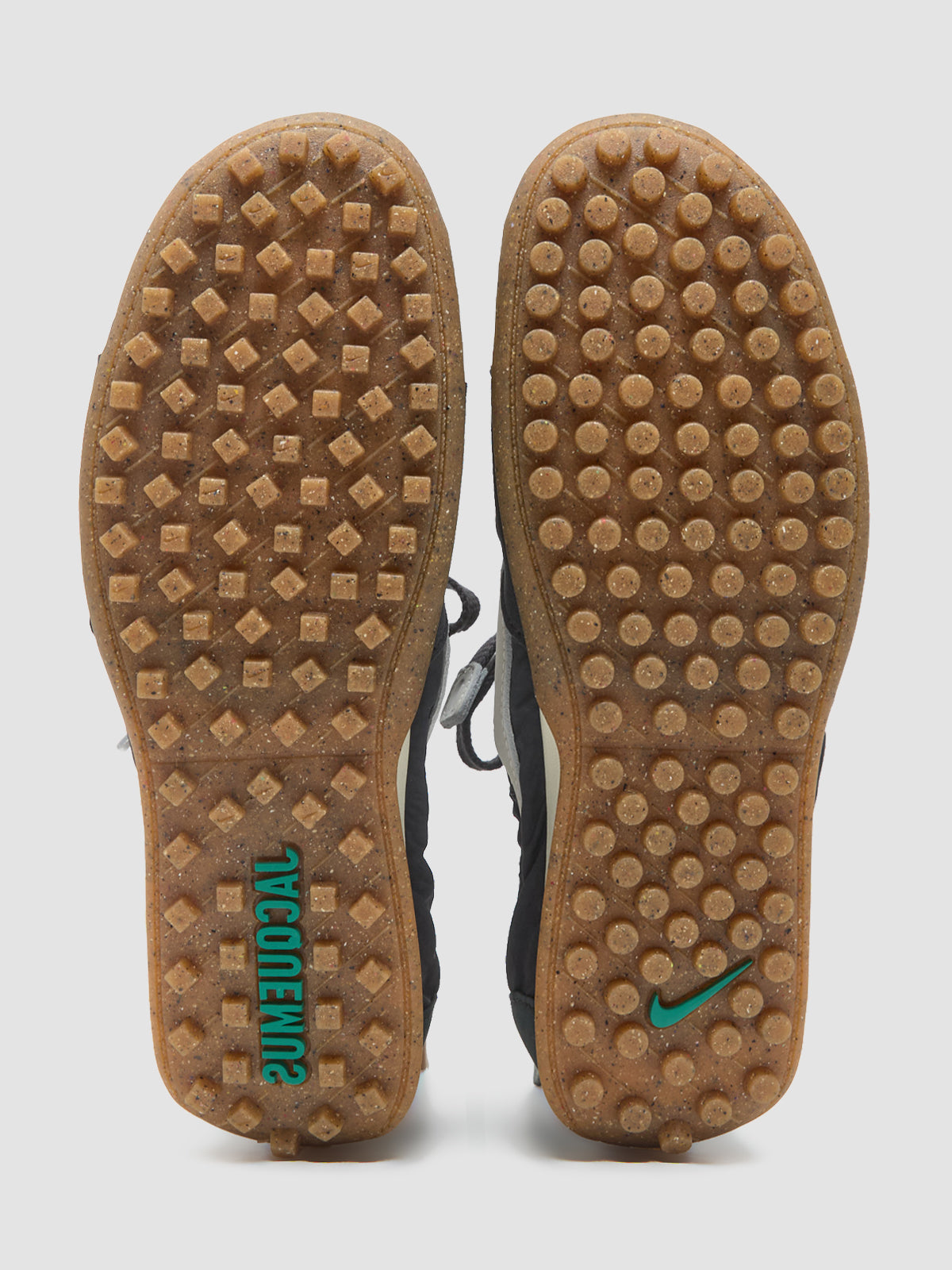 Nike - x Jacquemus WMNS Moon Shoe SP Sneaker in Off Noir