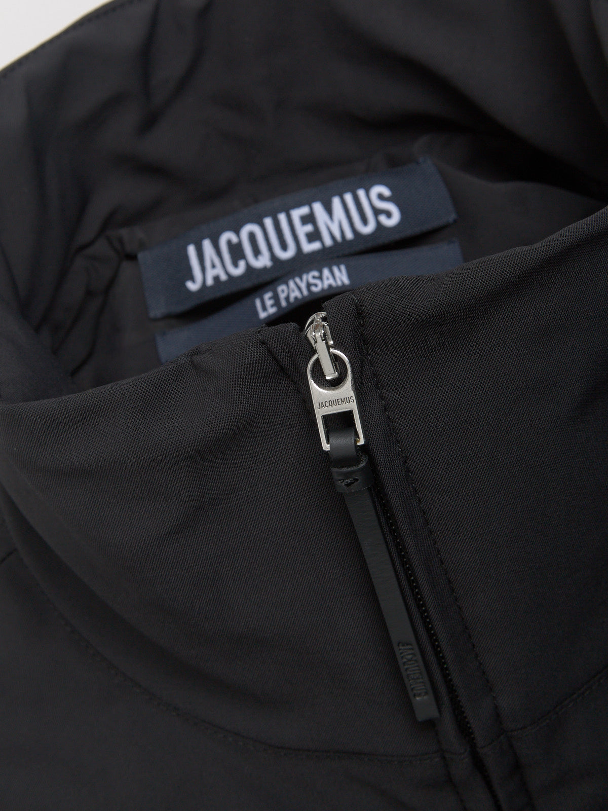 Le Bomber Aero in Black