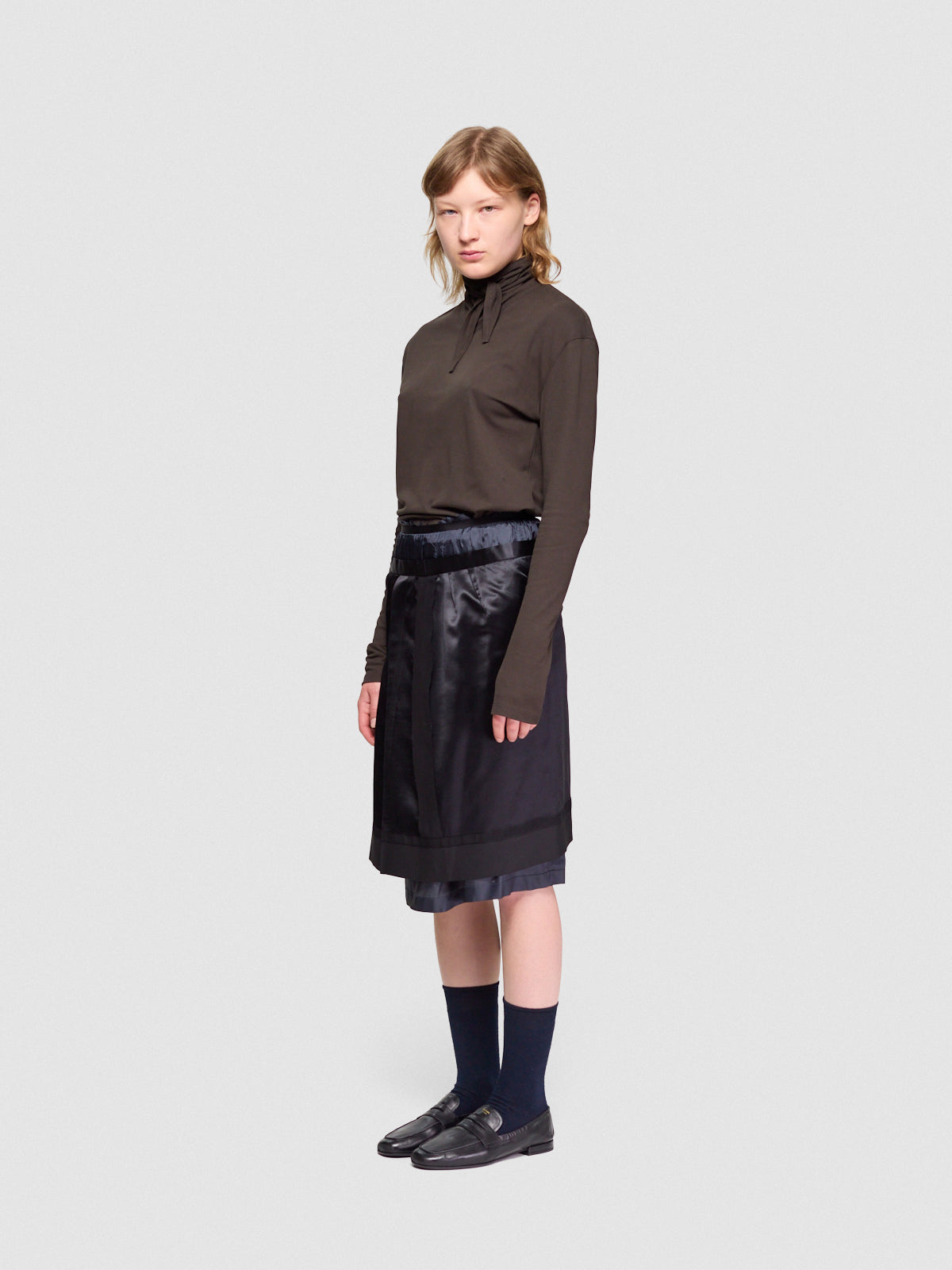 Shuffle Antiqued Leather Loafers in Black