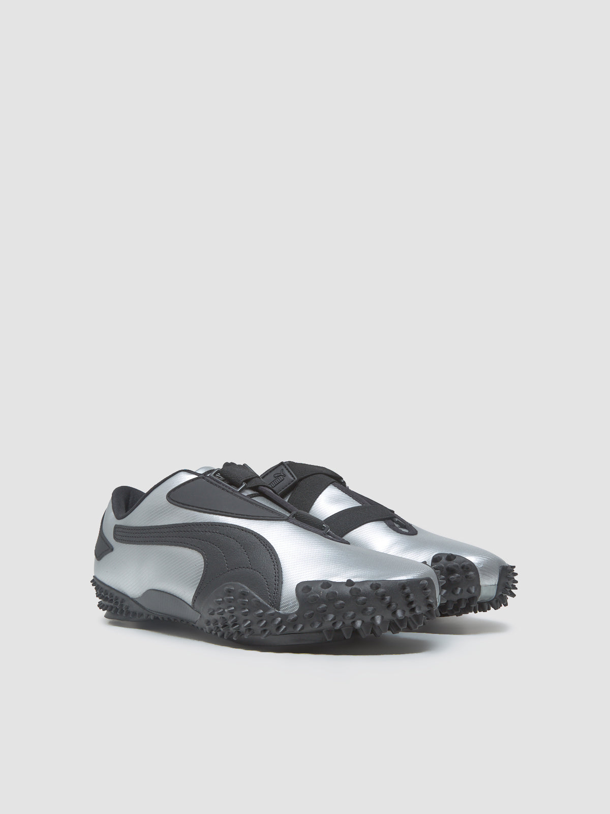 Mostro Metal Sneaker in Silver & Black