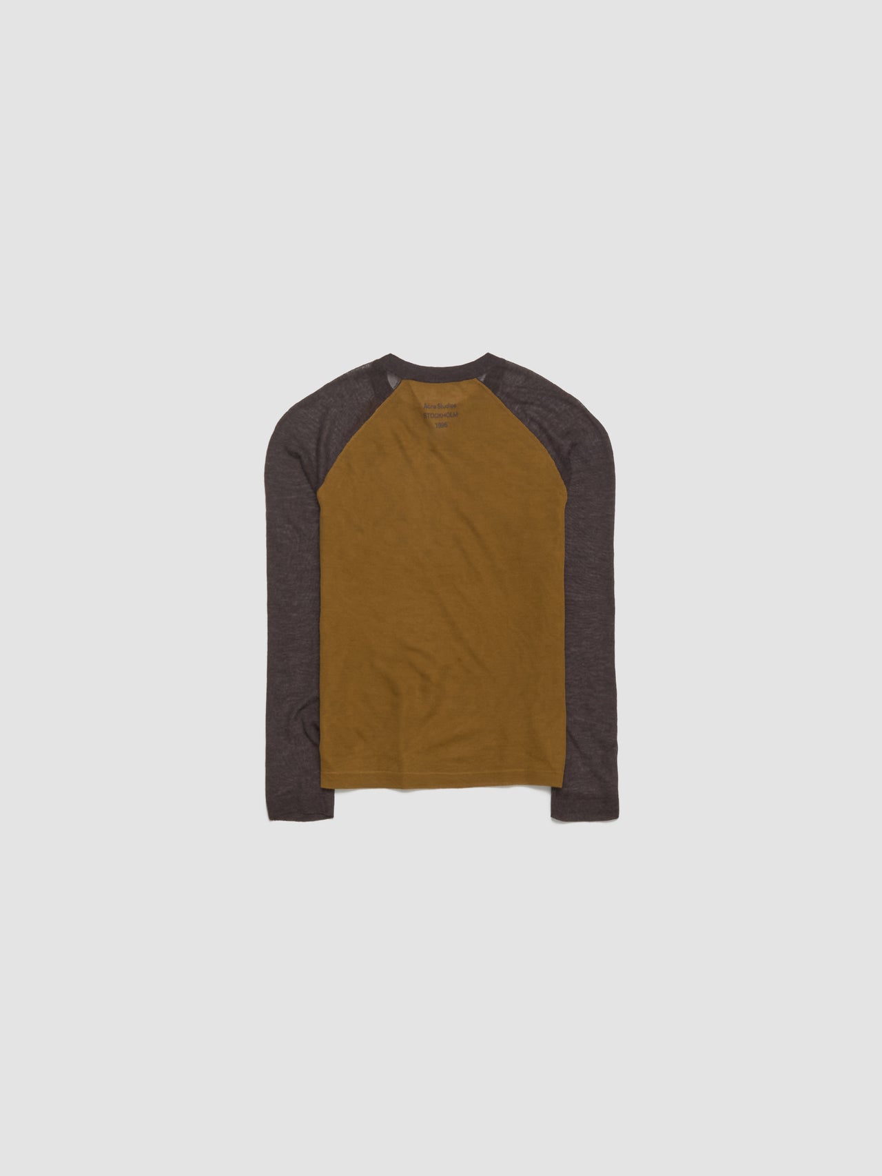Long-Sleeved Top in Camel & Brown