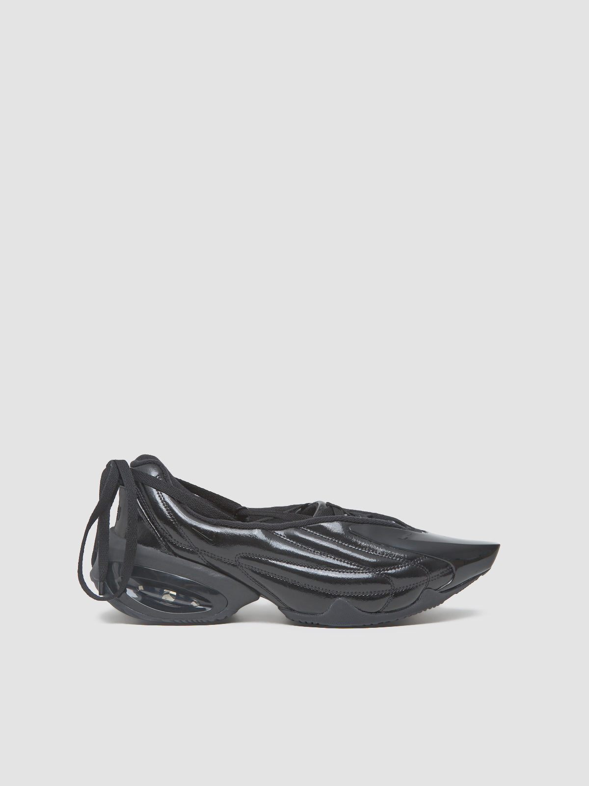 x KNWLS WMNS Air Max Muse Ballet Sneaker in Black