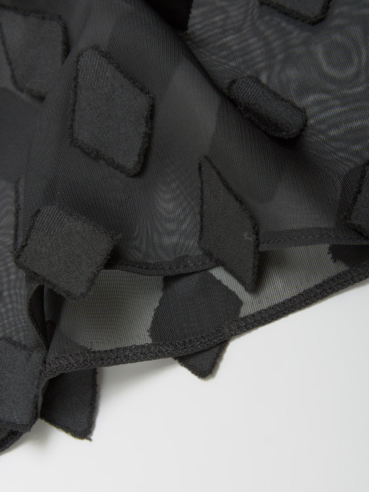 Tris Midi Skirt in Black