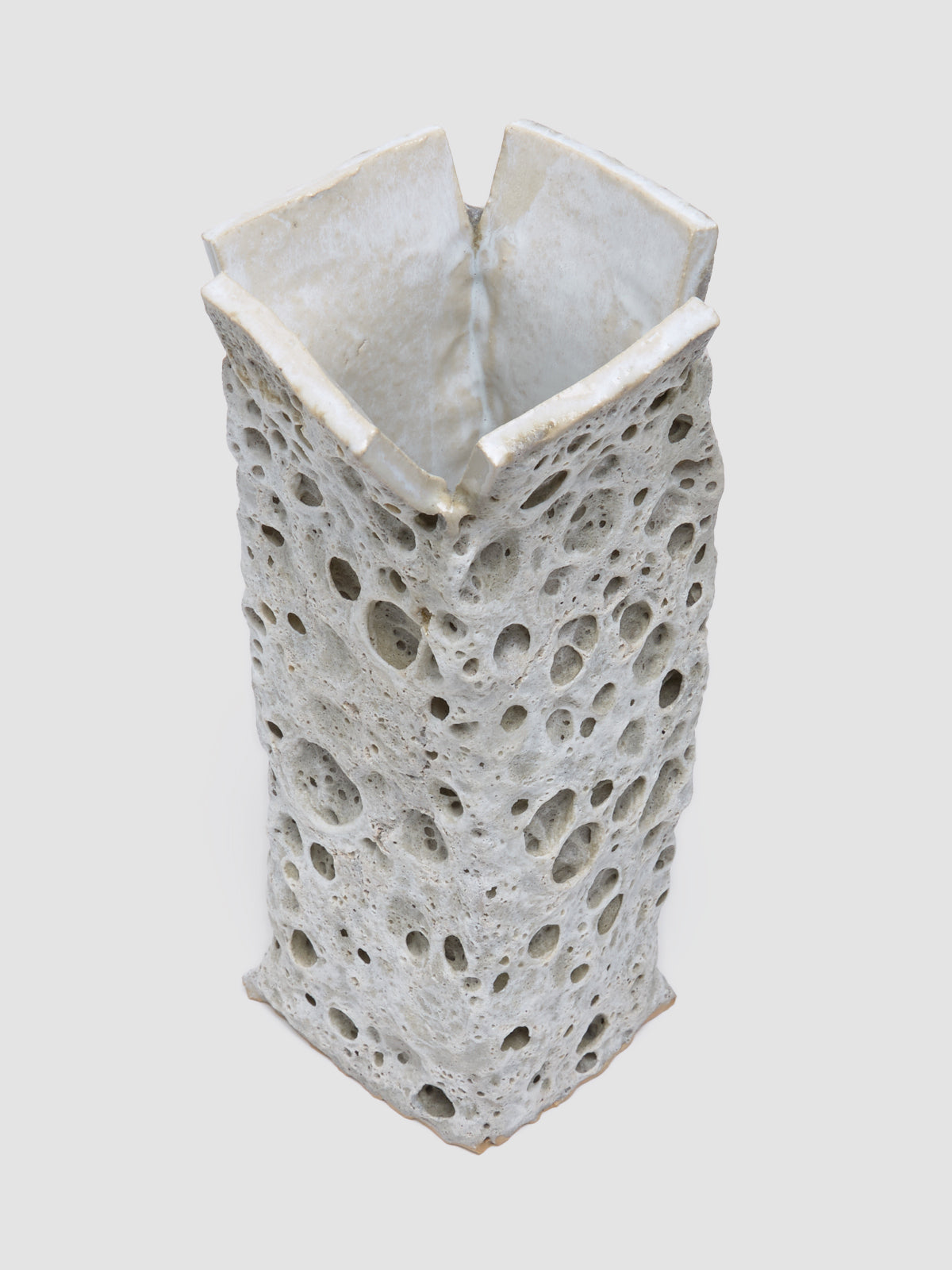 Squeezed Vase in Lunar