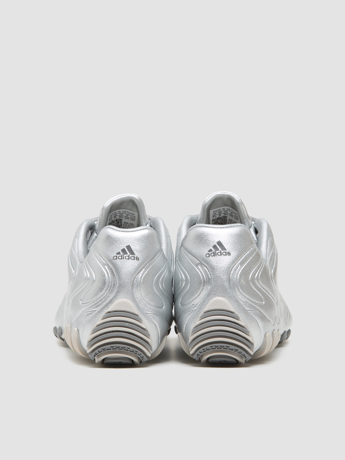 WMNS Ghost Sprint Sneaker in Silver Metallic & Matte Silver