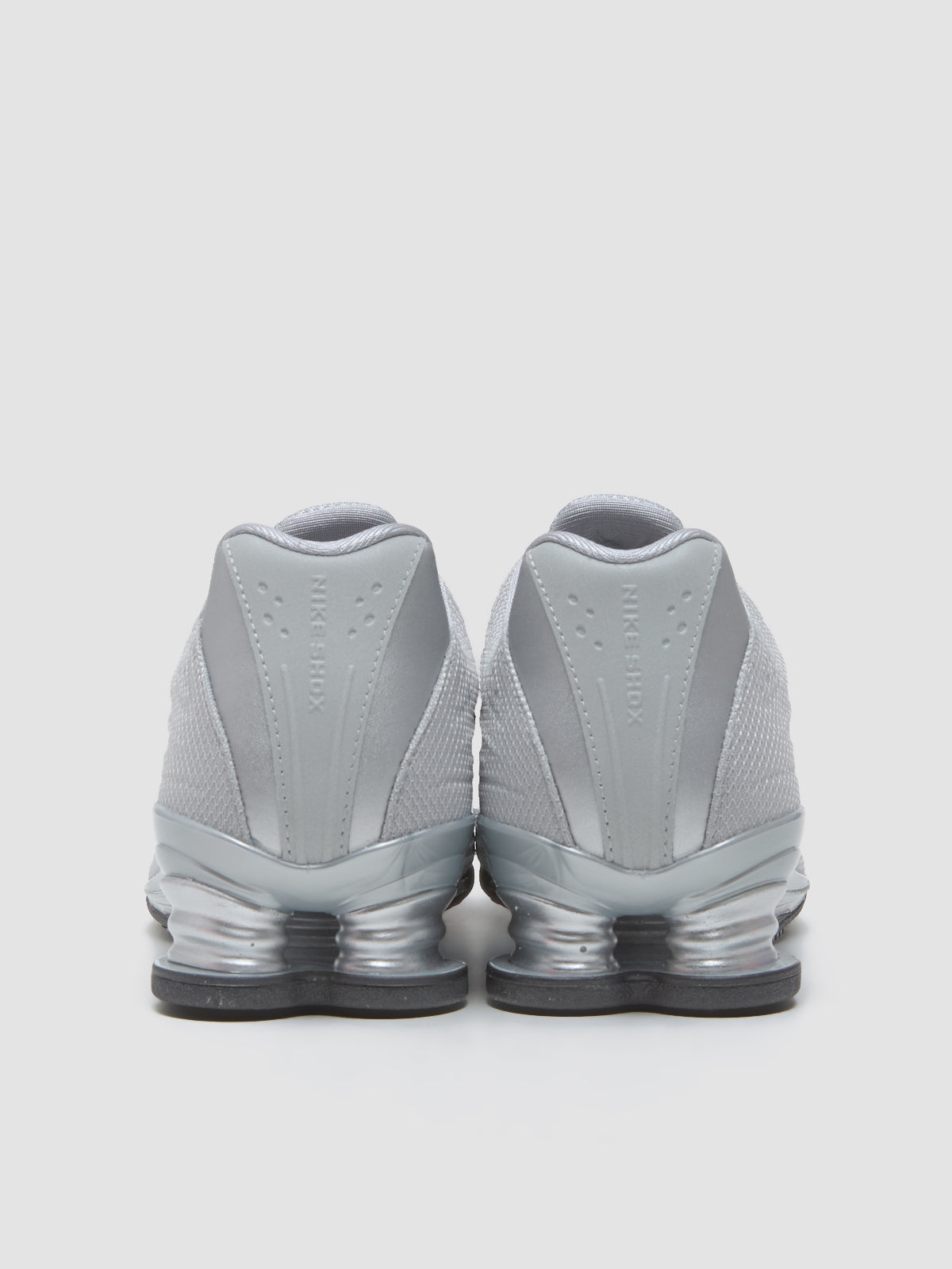 WMNS Shox Z Sneaker in Silver & Black